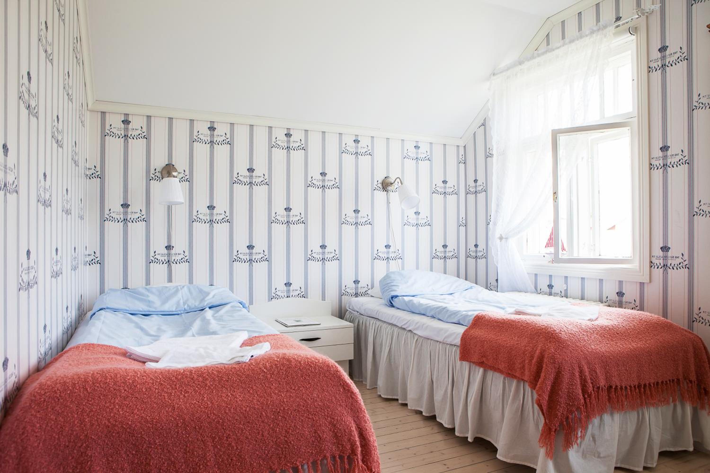 Quadruple Room with Shared Bathroom photo 1