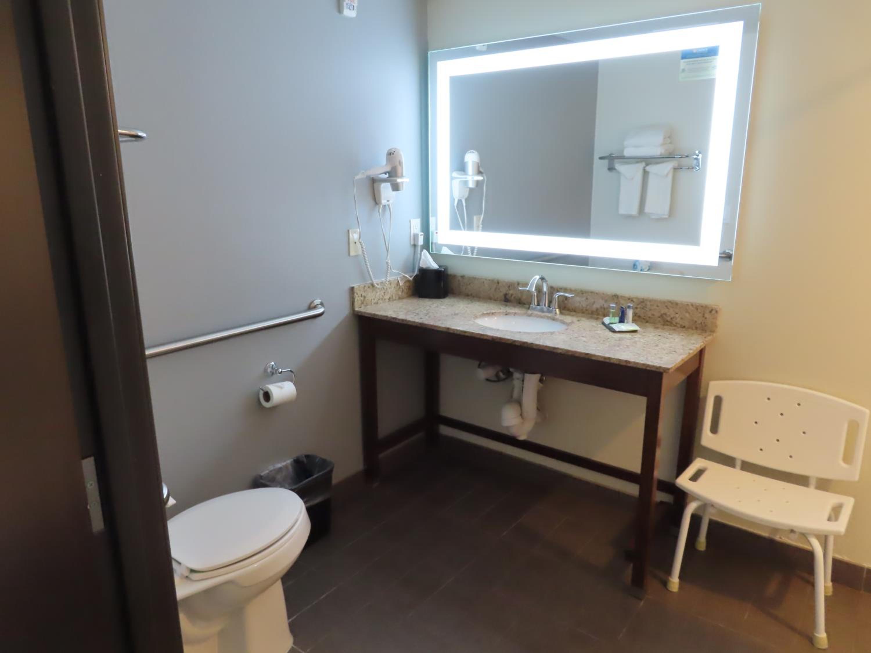 Superior Queen Suite with Two Queen Beds - Non-Smoking