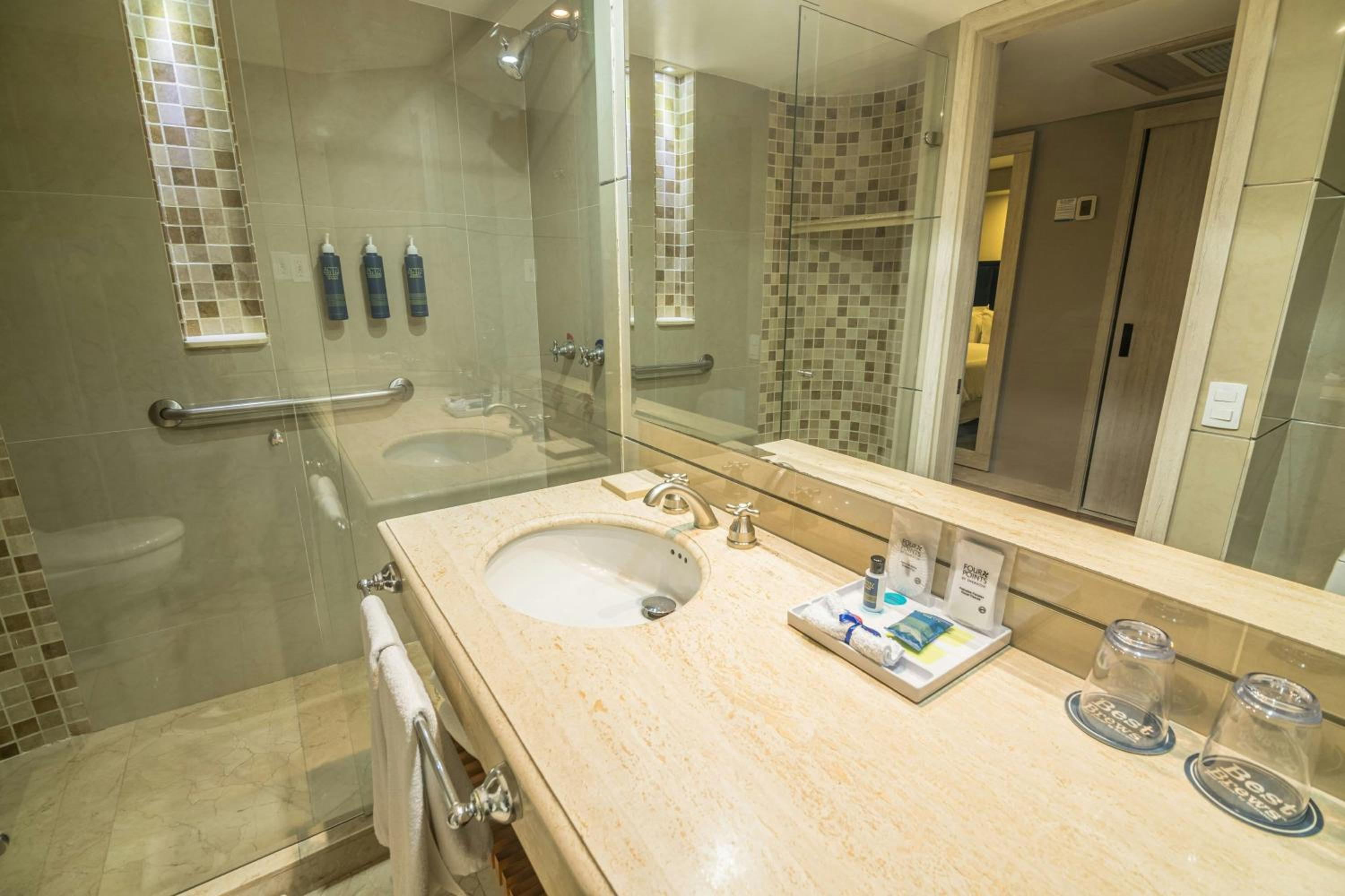 Double Room with Two Double Beds and Roll-In Shower - Mobility Accessible