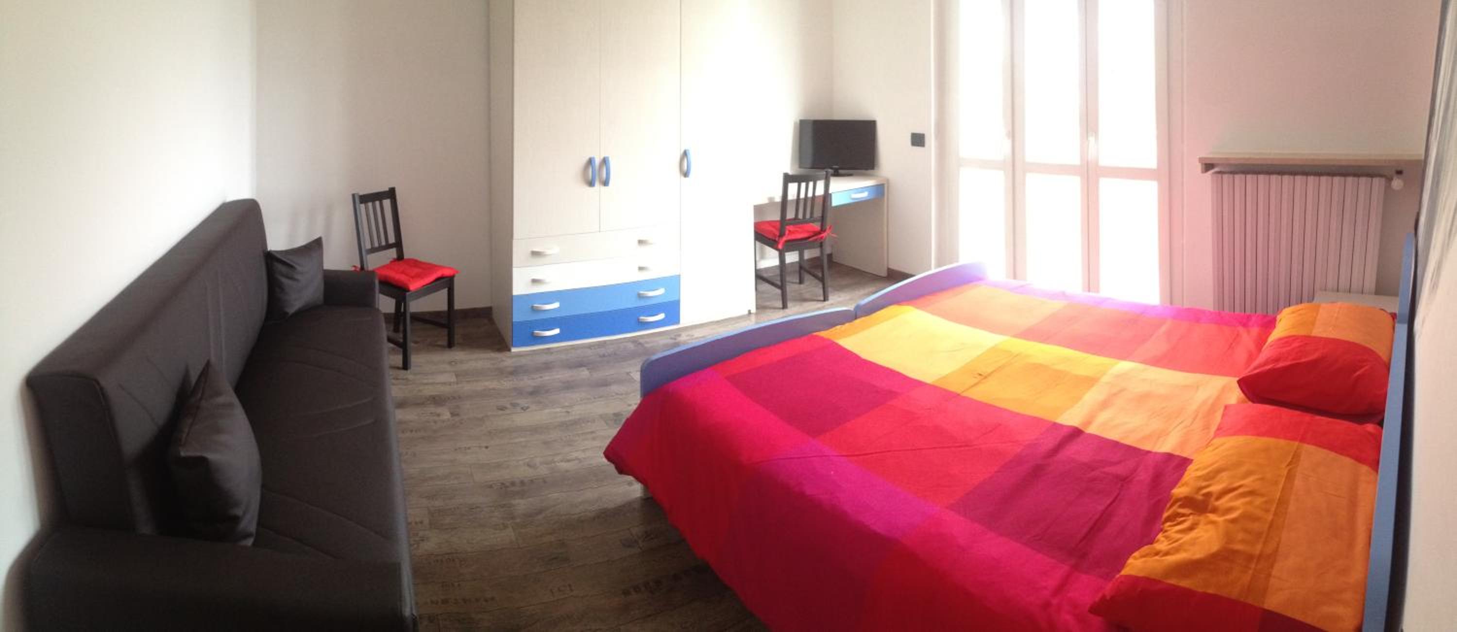 Double or Twin Room with Shared Bathroom photo 1