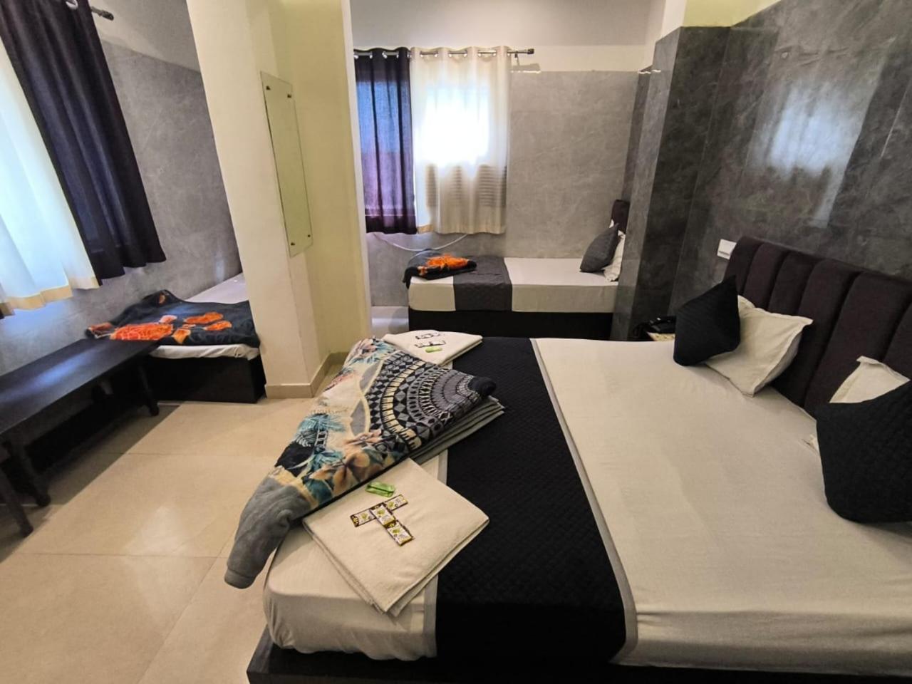 Deluxe Quadruple Room