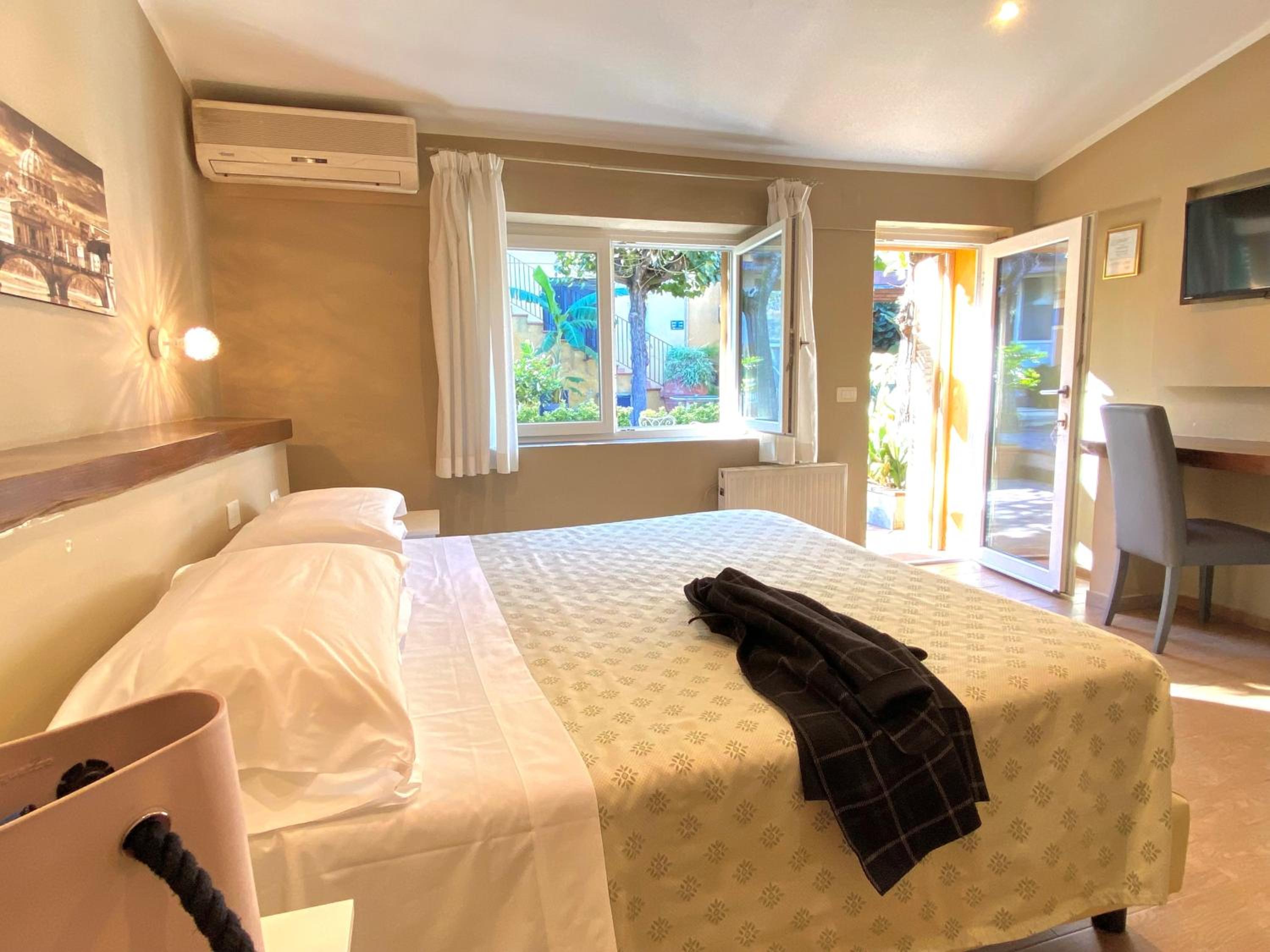 Superior Double Room photo 1