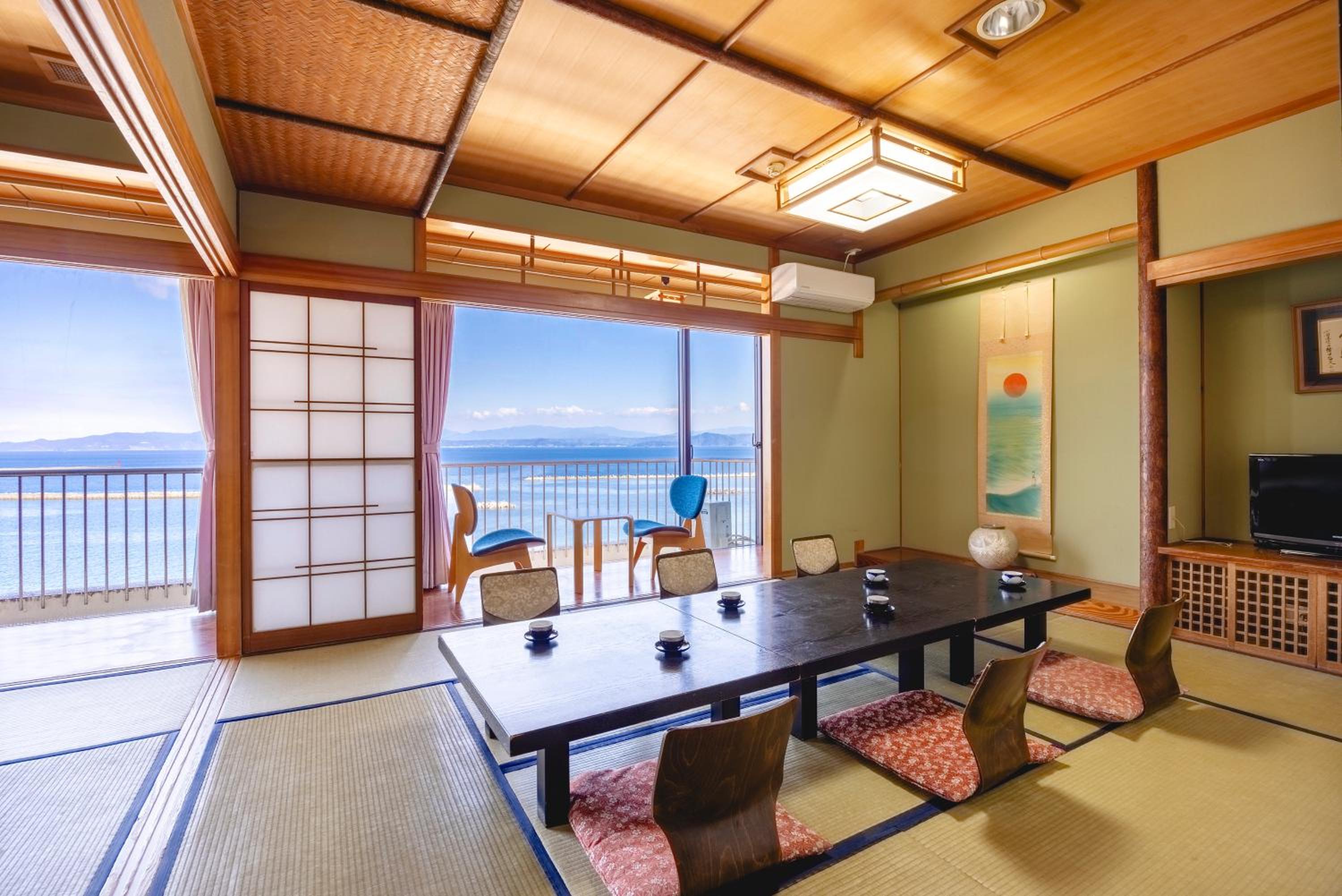 Standard Family Room