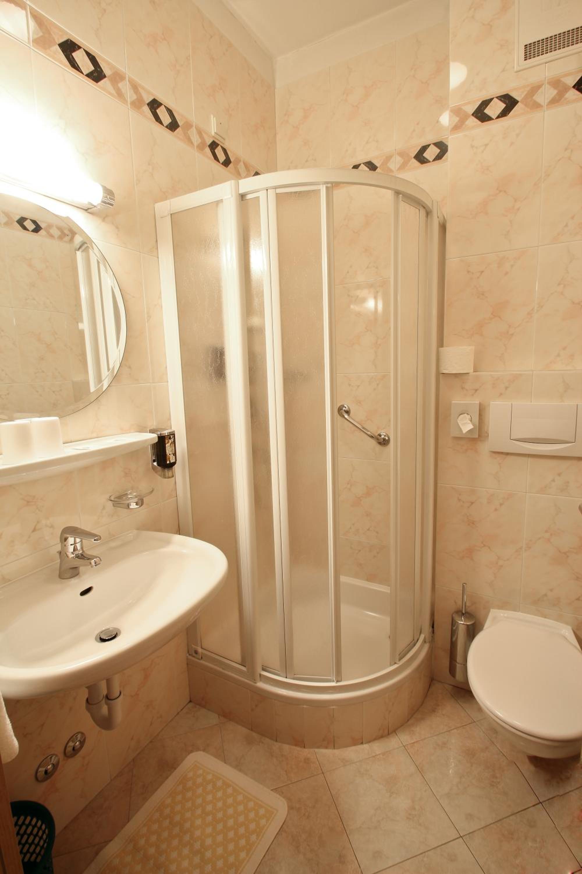 Comfort Twin/Double Room - Photo 10