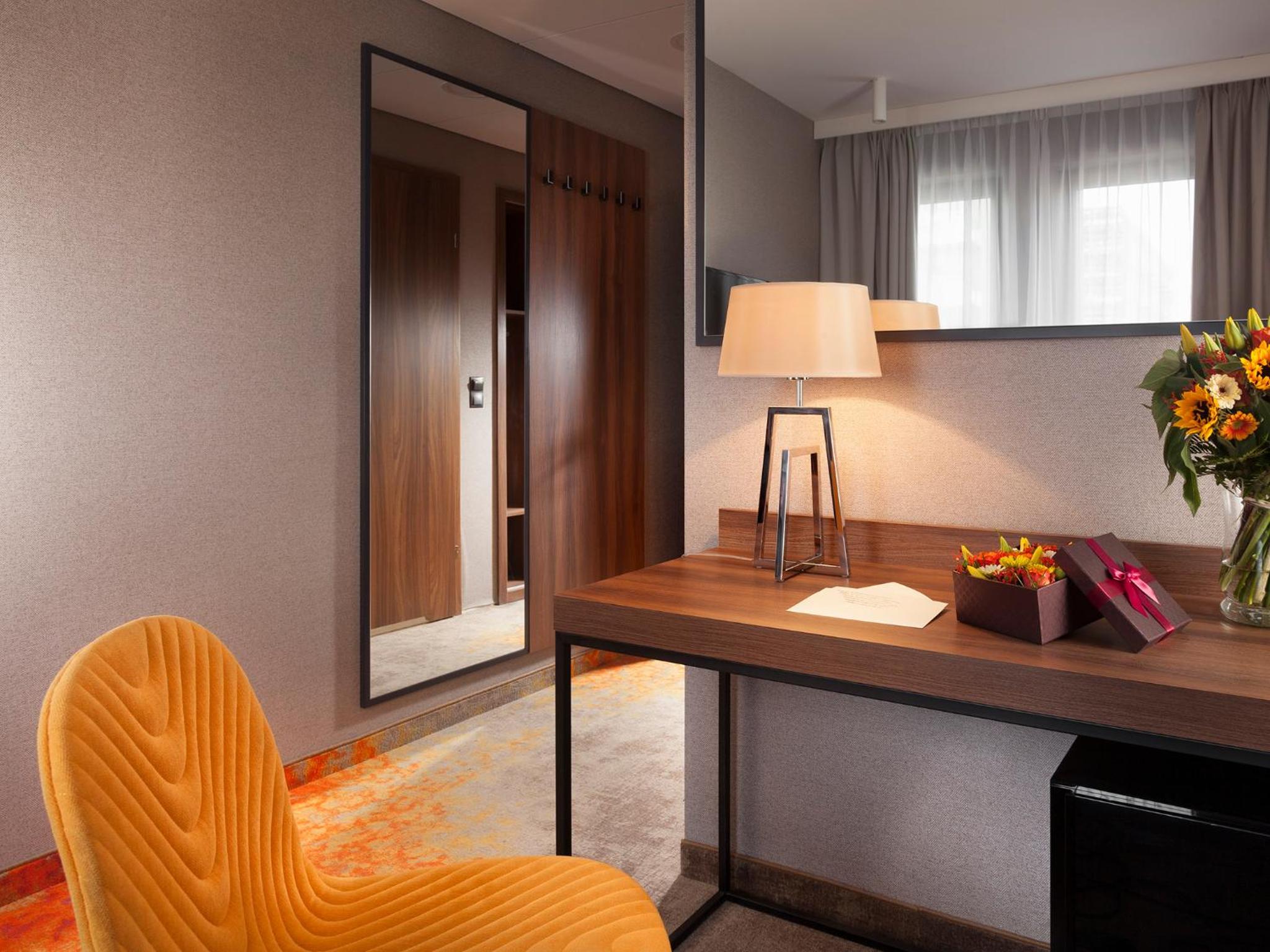 Superior Double or Twin Room photo 2