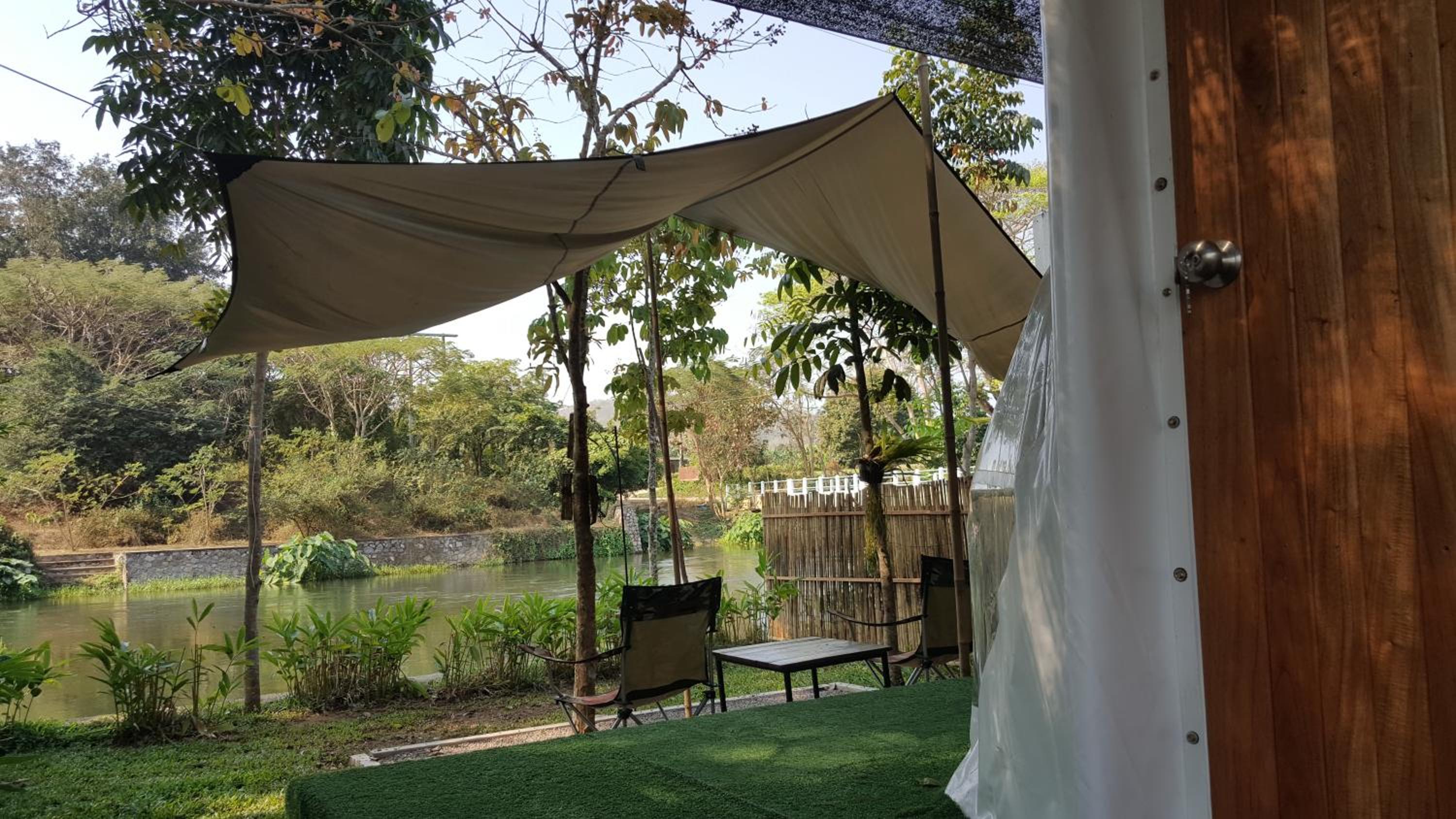 Bungalow - Water Front  photo 2
