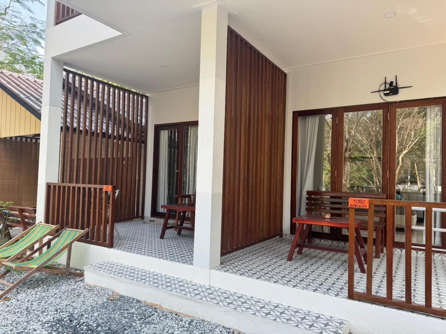 Studio with Terrace - Photo 9