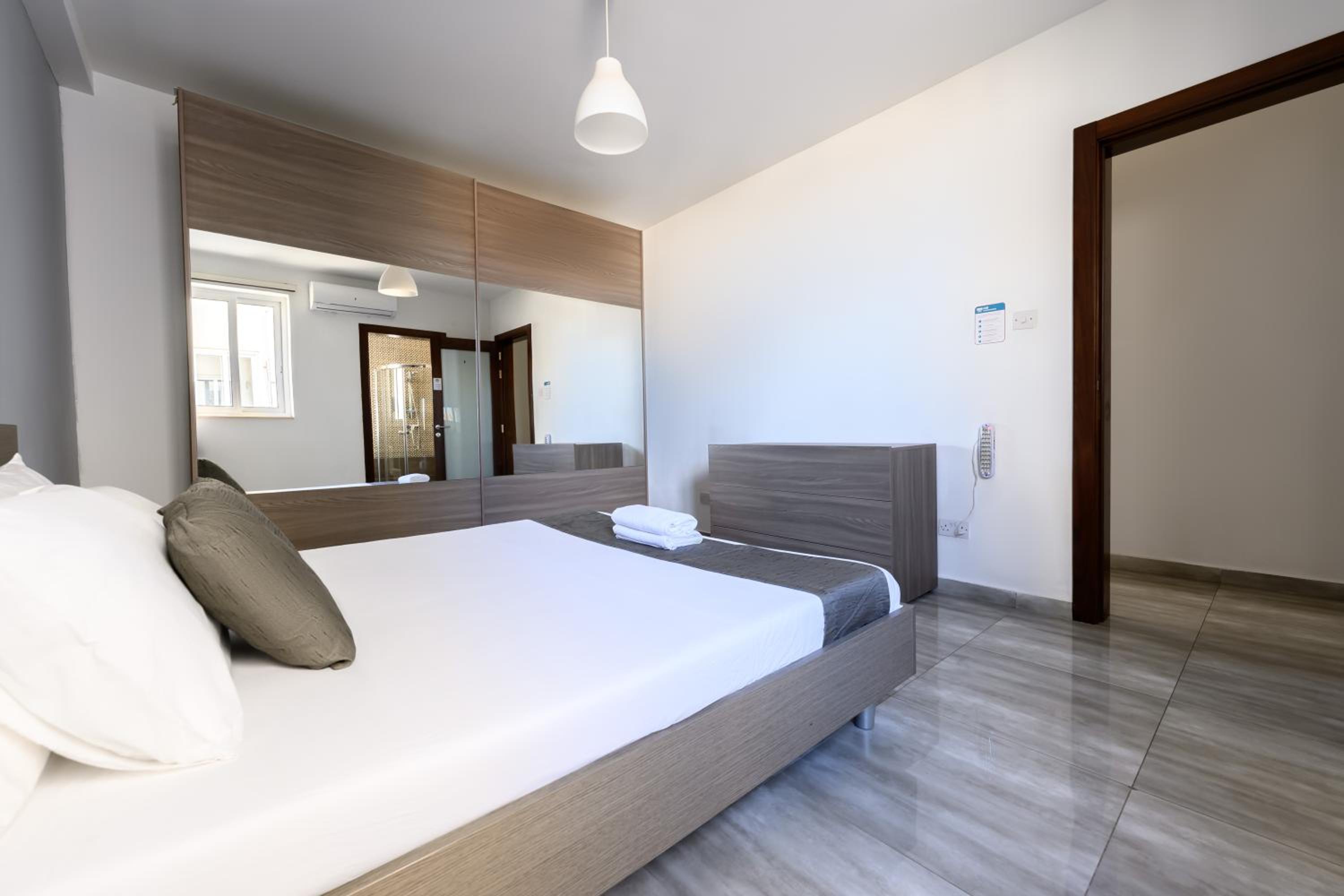 Double Room With Private Bathroom photo 2