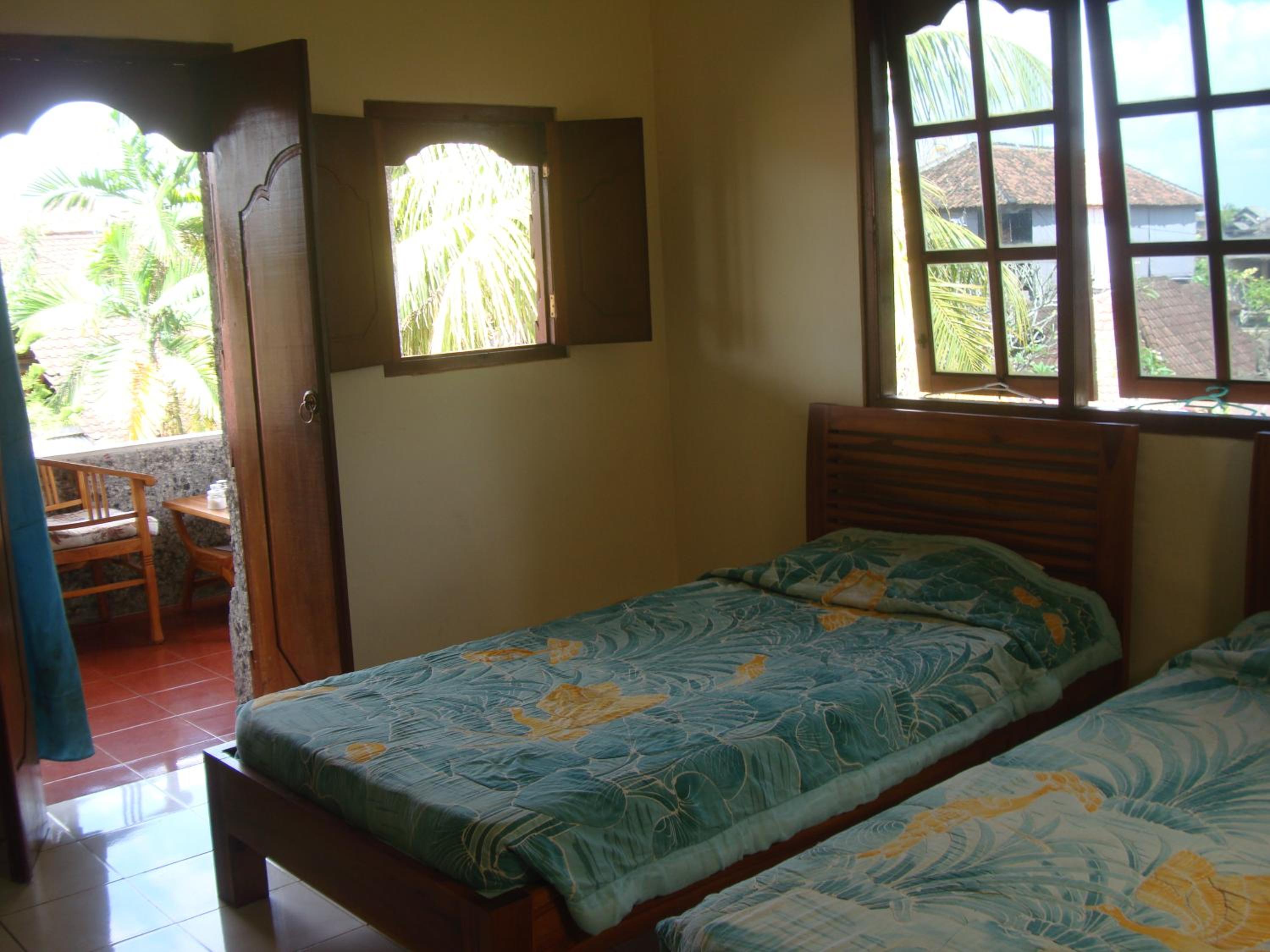 Twin Room - Photo 8