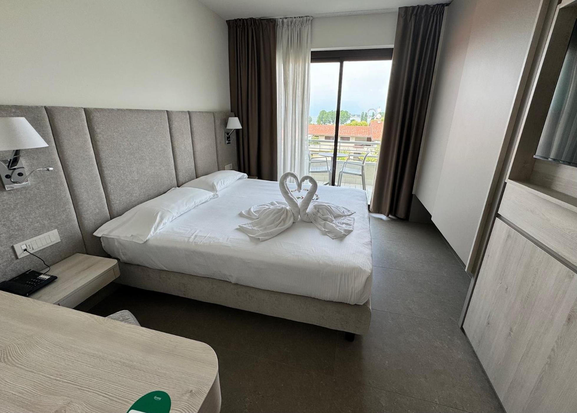 Superior New Style Double Room - Photo 5