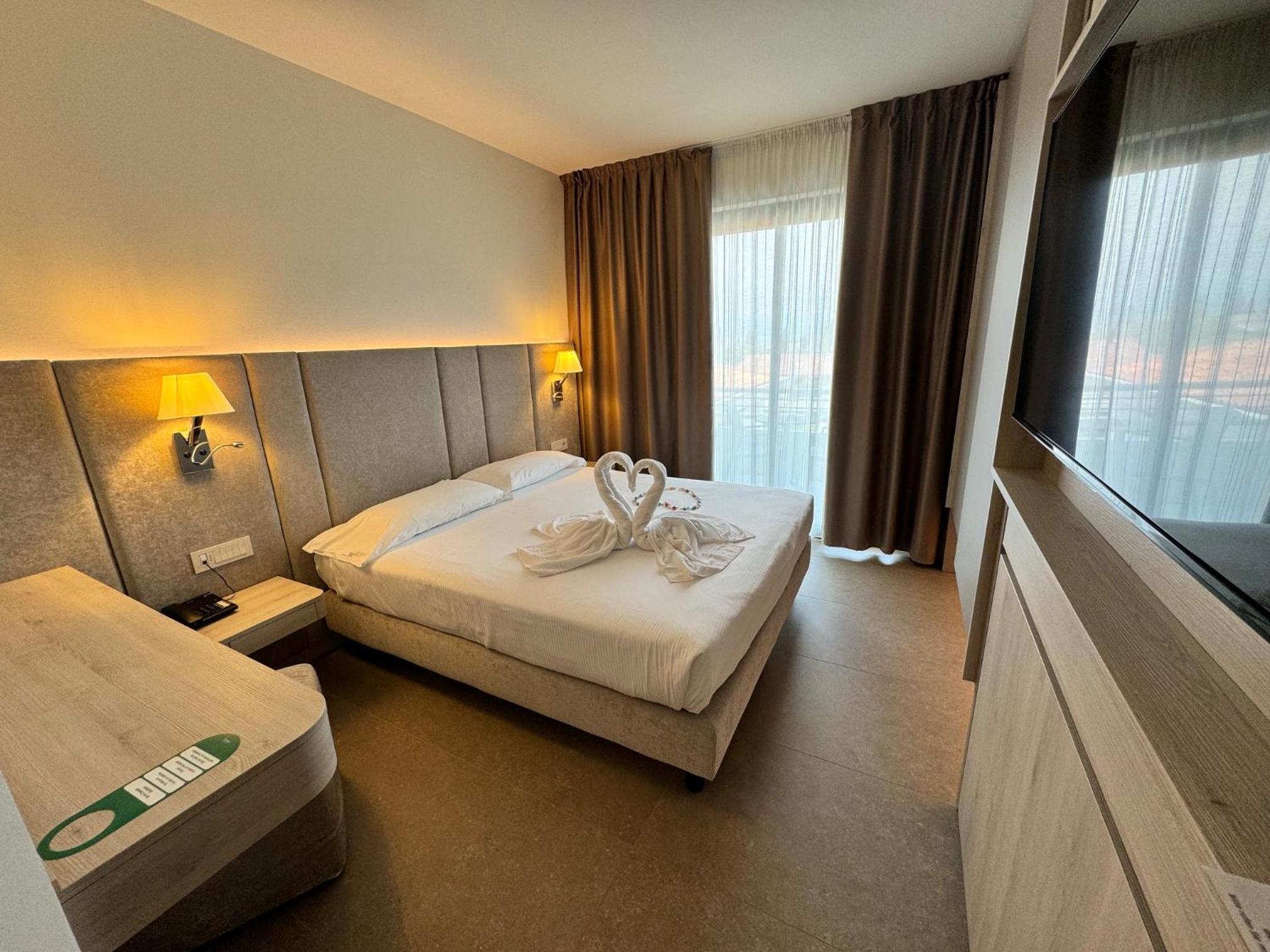 Superior New Style Double Room - Photo 2