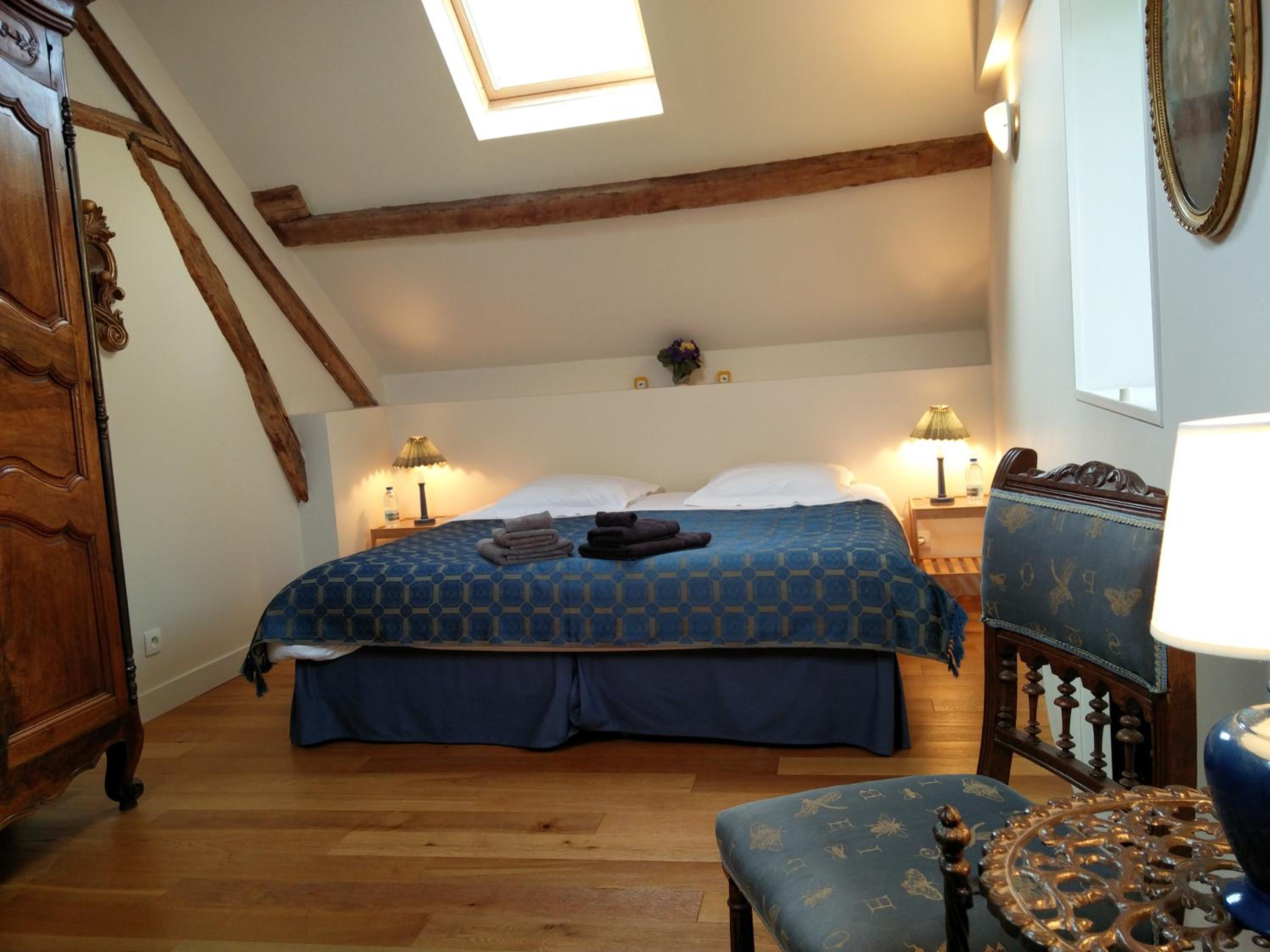 Four-Bedroom House photo 1