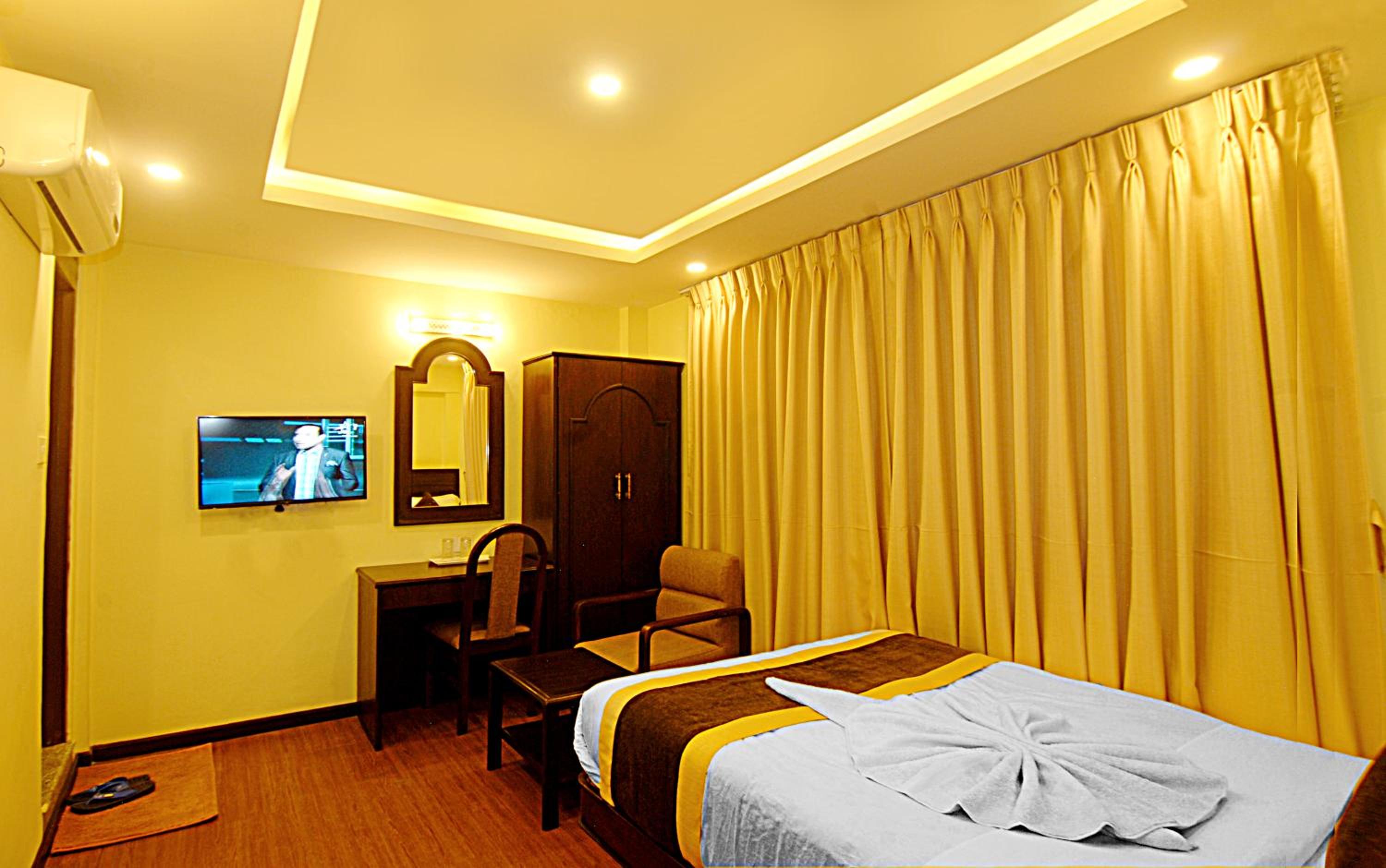 Standard Double or Twin Room photo 2
