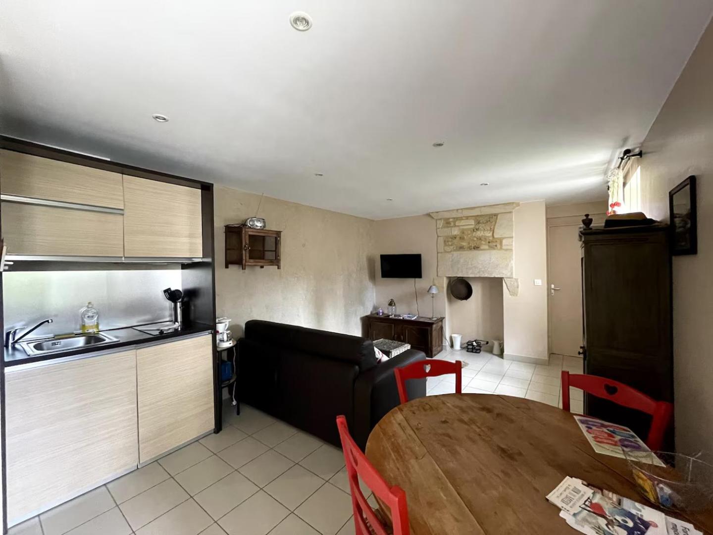 Apartment - Ground Floor photo 2