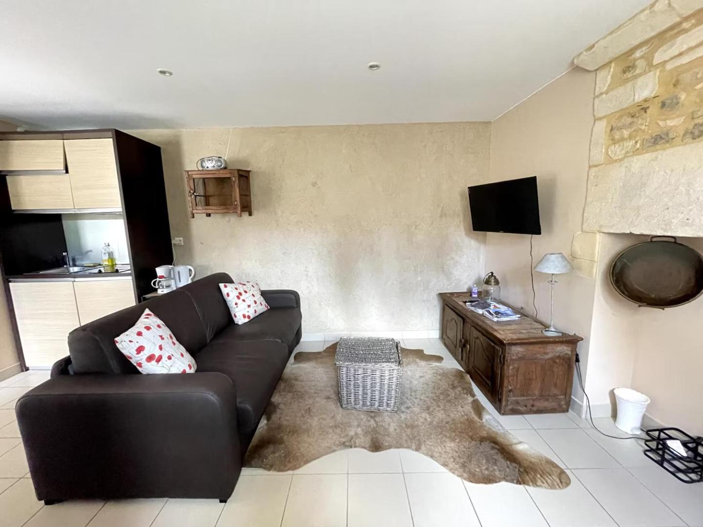 Apartment - Ground Floor photo 1