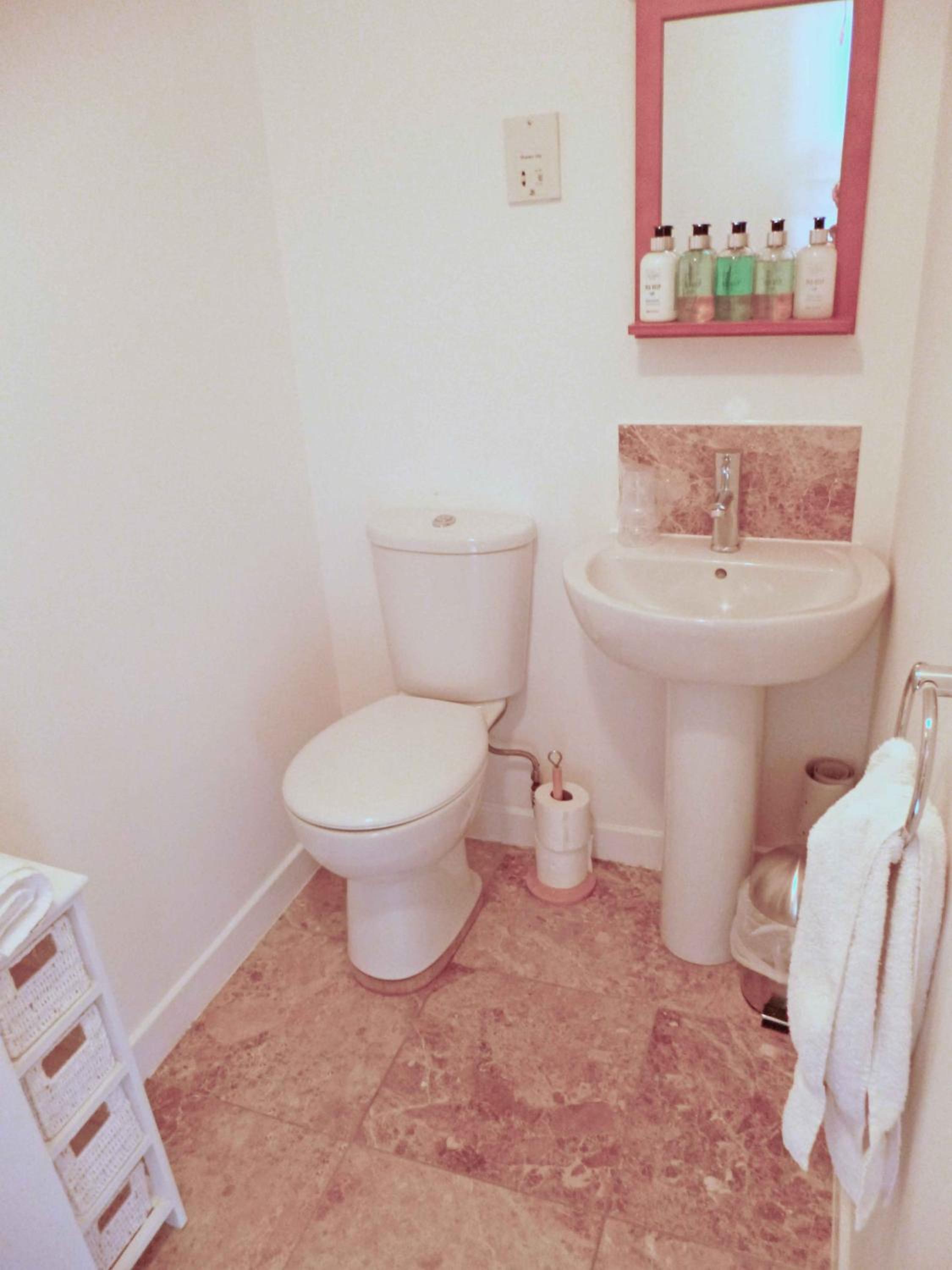 Double Room - Photo 3