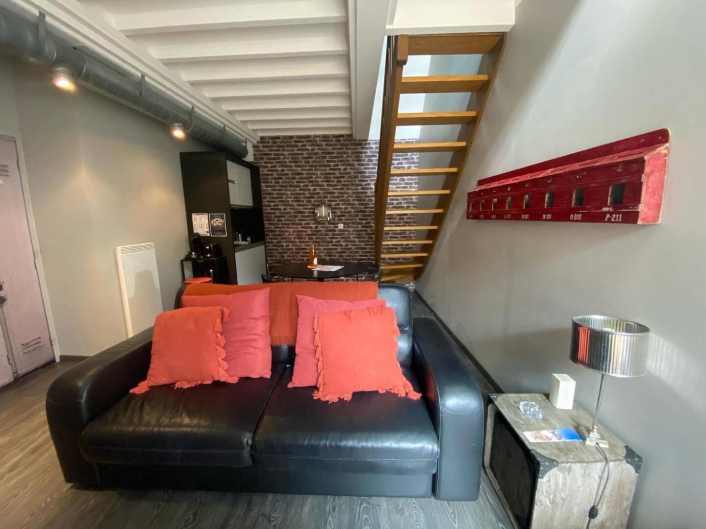 Duplex Apartment (2 Adults + 2 Children)