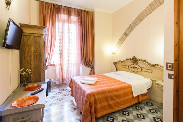 Single Room with Private Bathroom