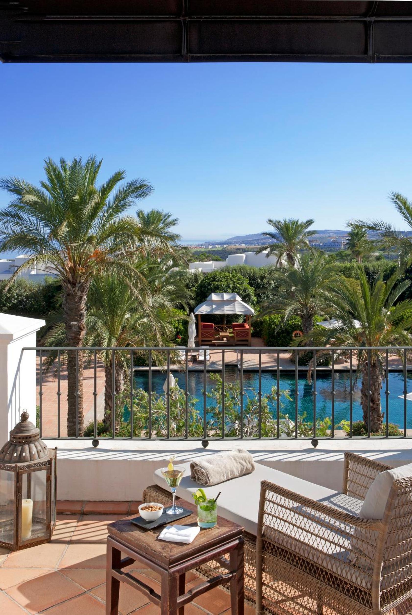 Suite with Pool View