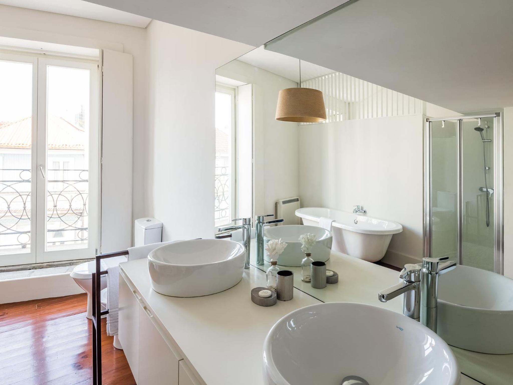 Two-Bedroom Suite - Photo 7