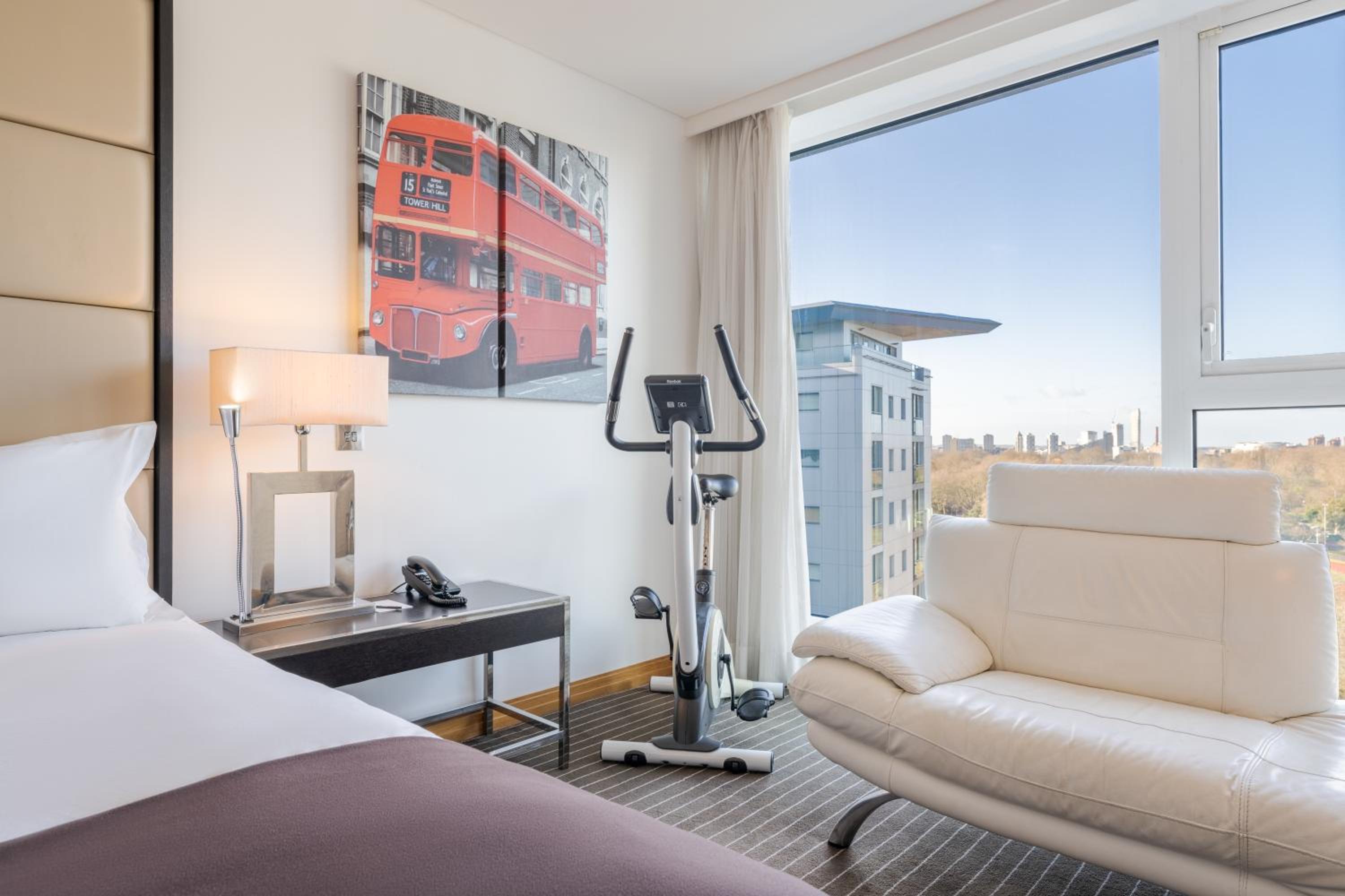 Executive One Bedroom Suite Triple with Balcony
