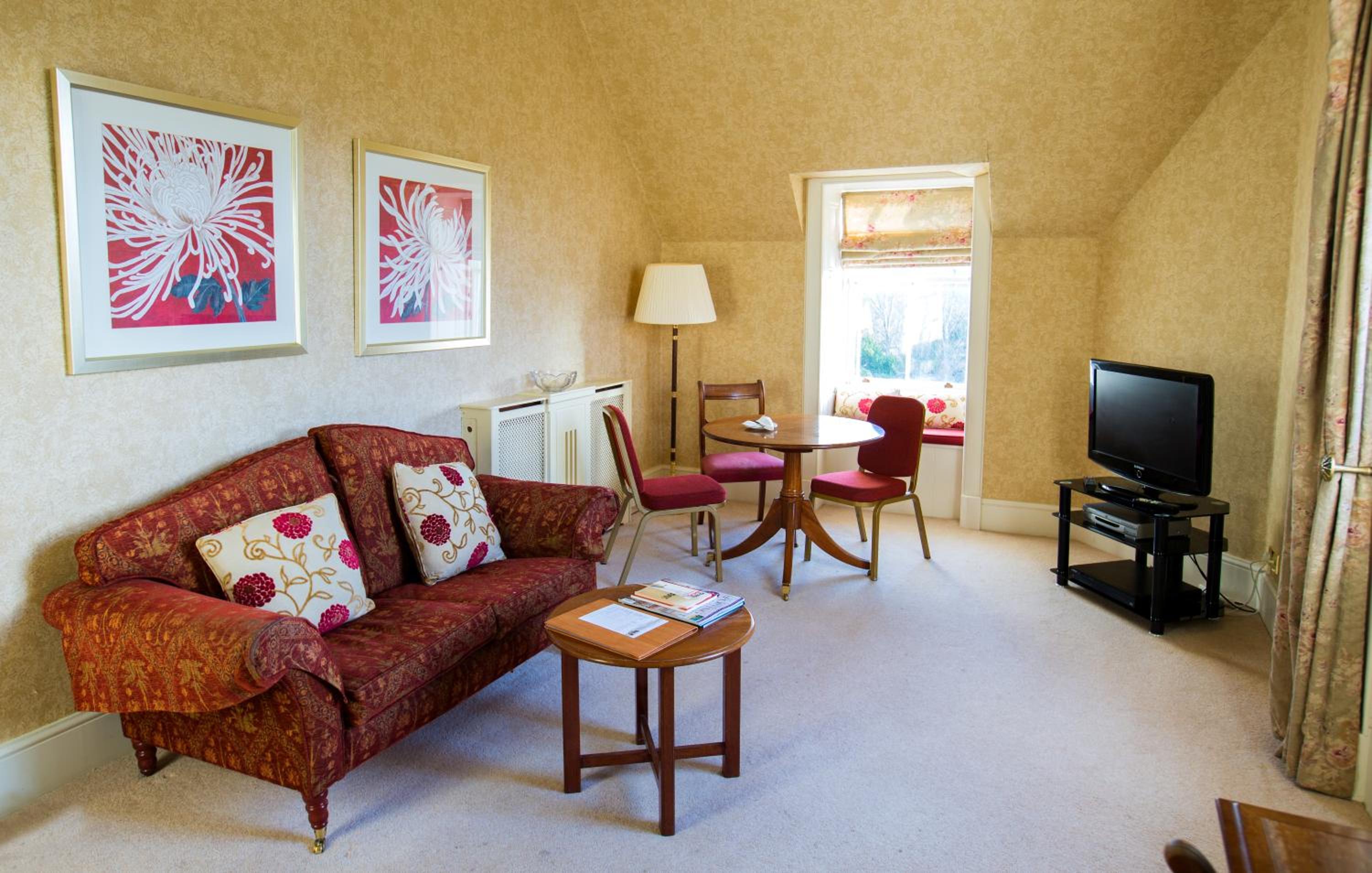 Suite - Photo 9
