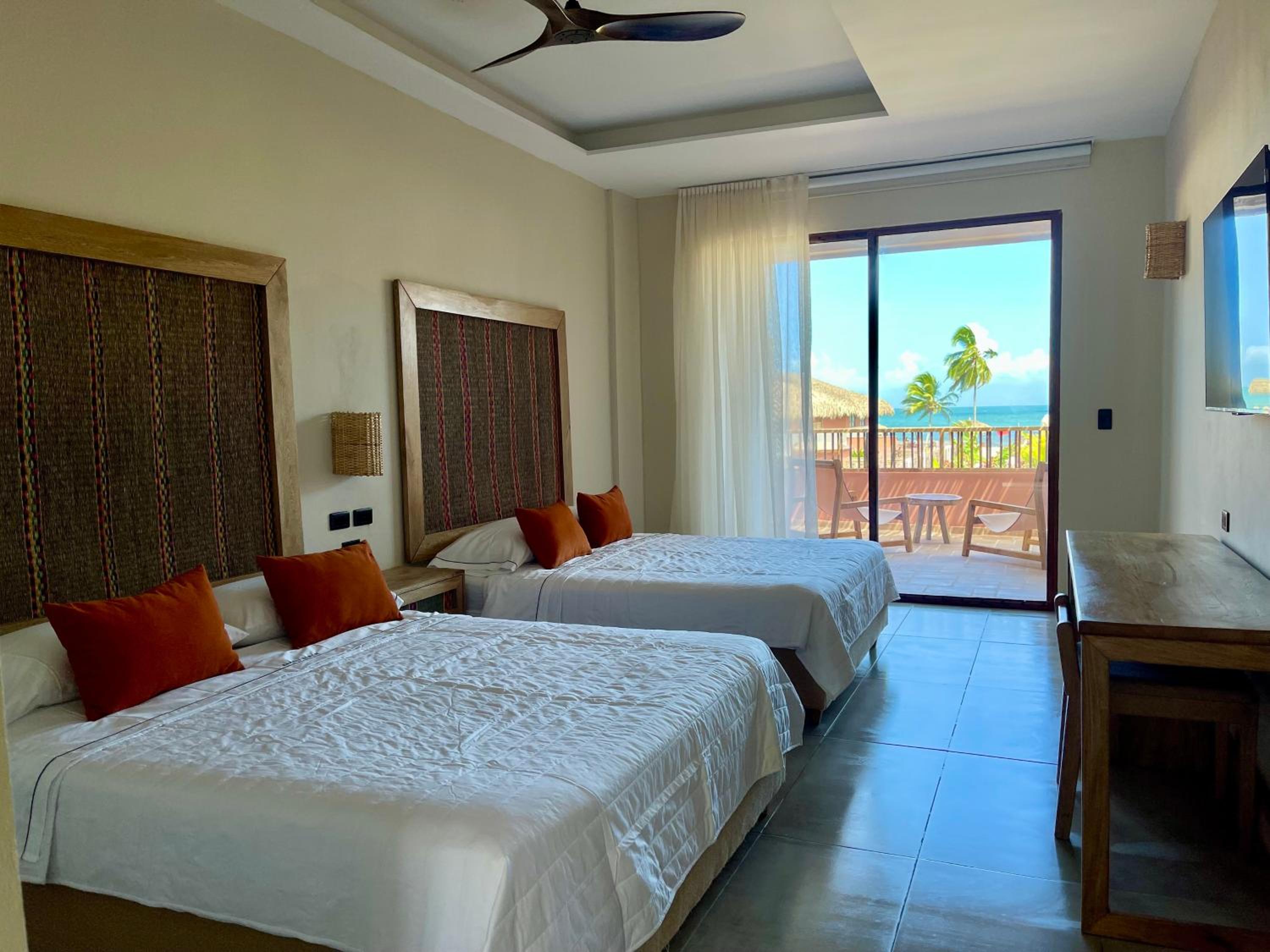 Quadruple Room with Sea View
