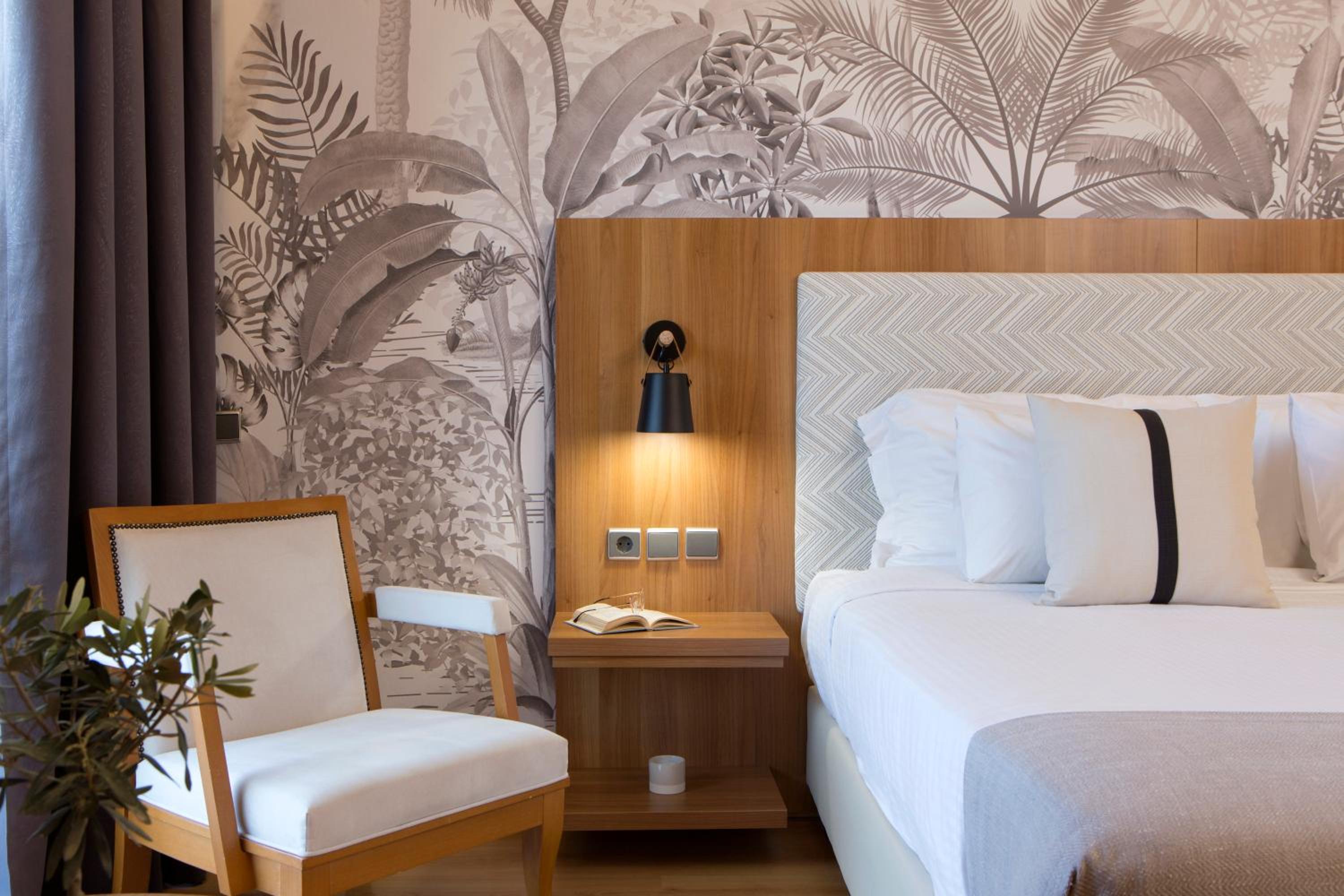 Superior Room - Photo 2