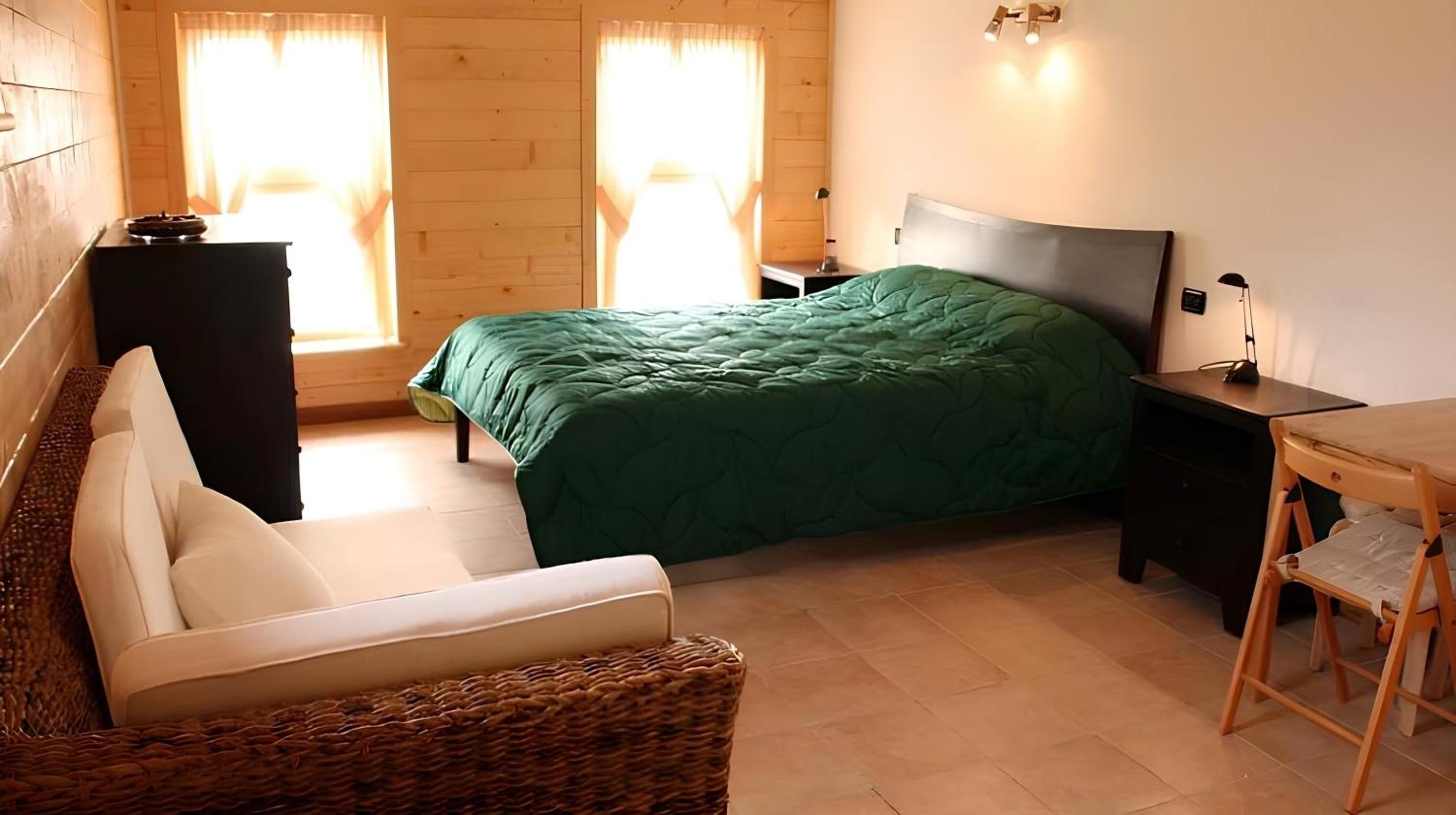 Double Room with Private Bathroom photo 3