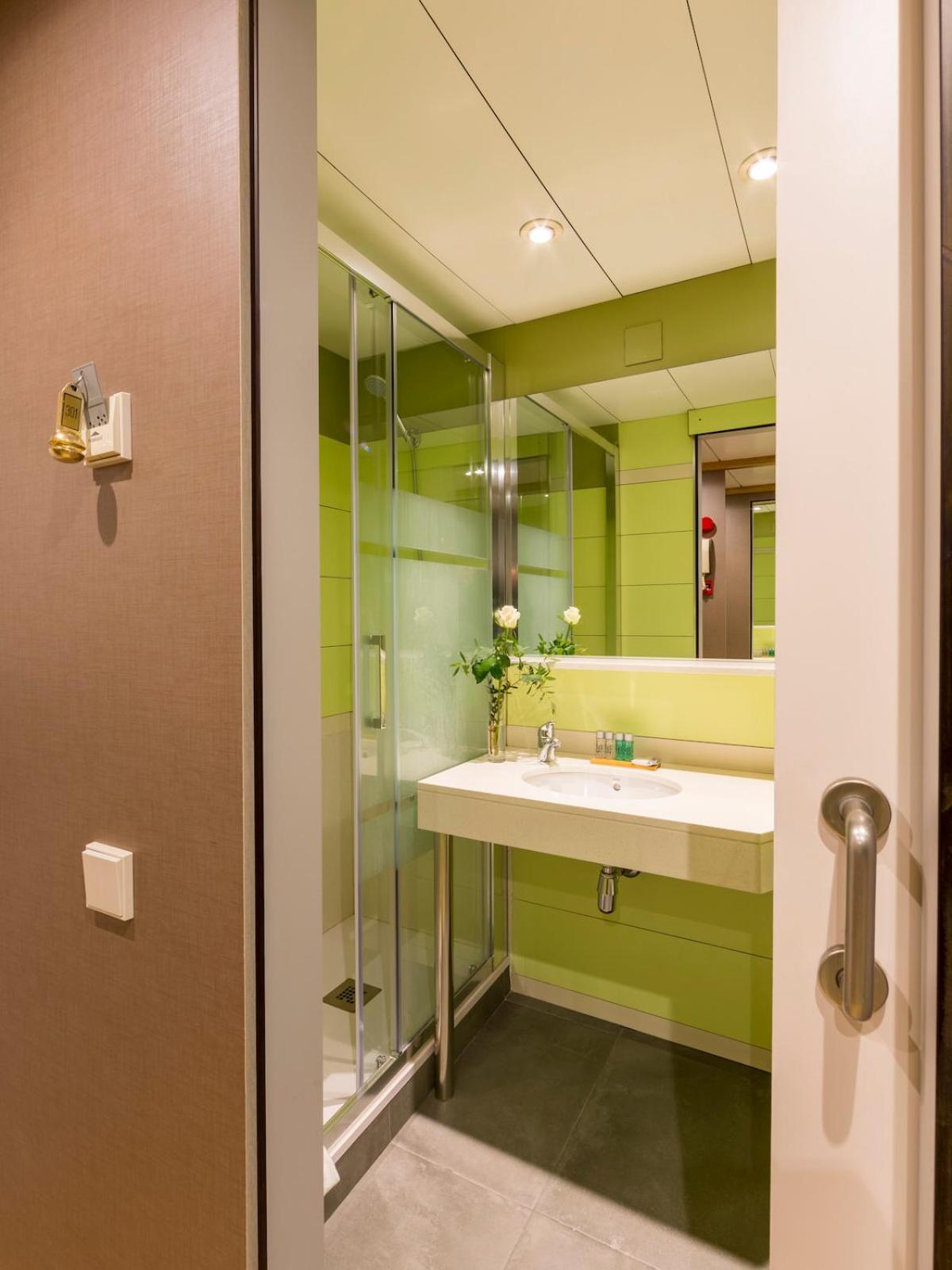 Suite with Terrace photo 2