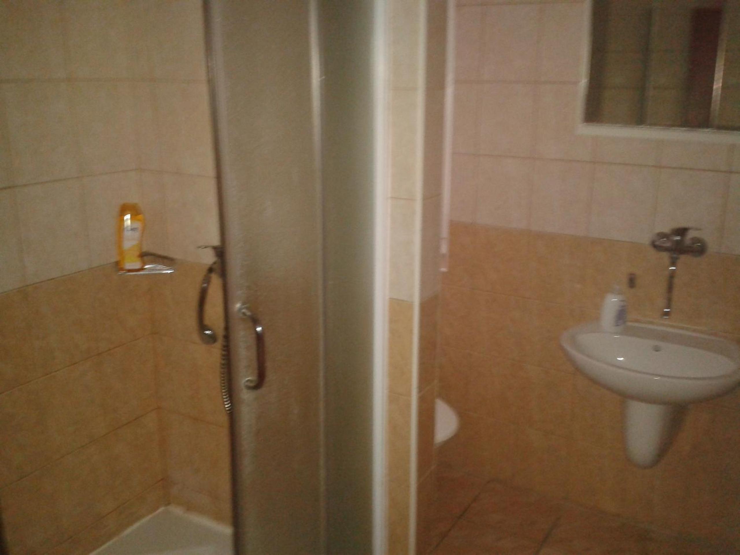 Classic Single Room with Shower photo 1