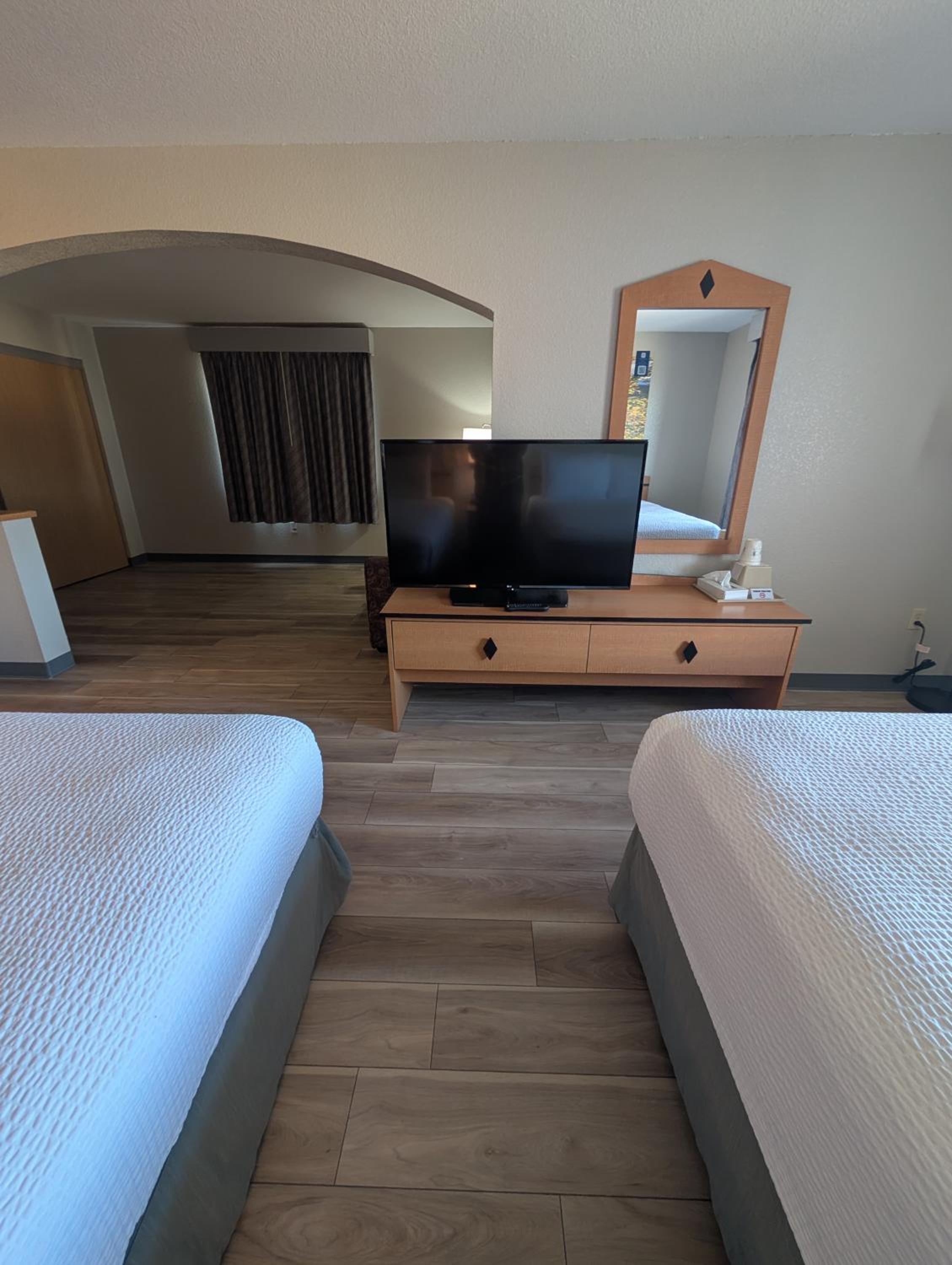 Studio Suite with Two Queen Beds - Non-Smoking photo 1