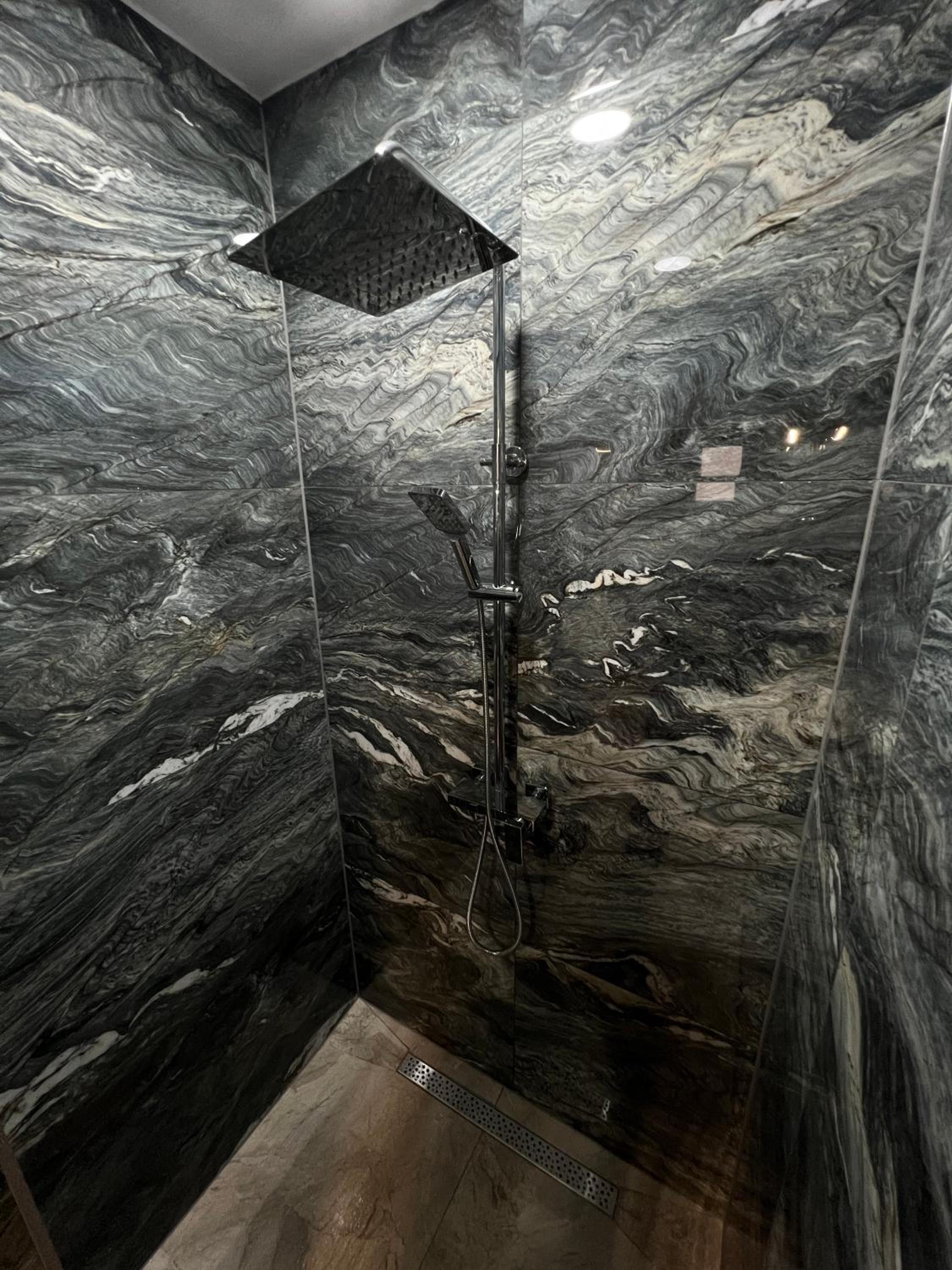 Single Room with Bathroom photo 1