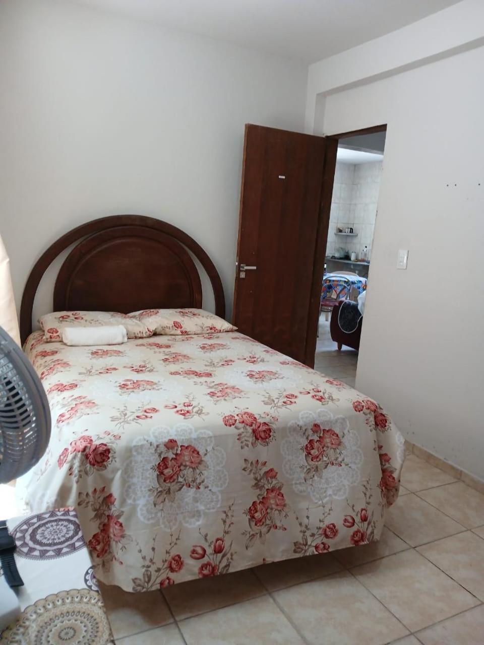 Large Double Room photo 2