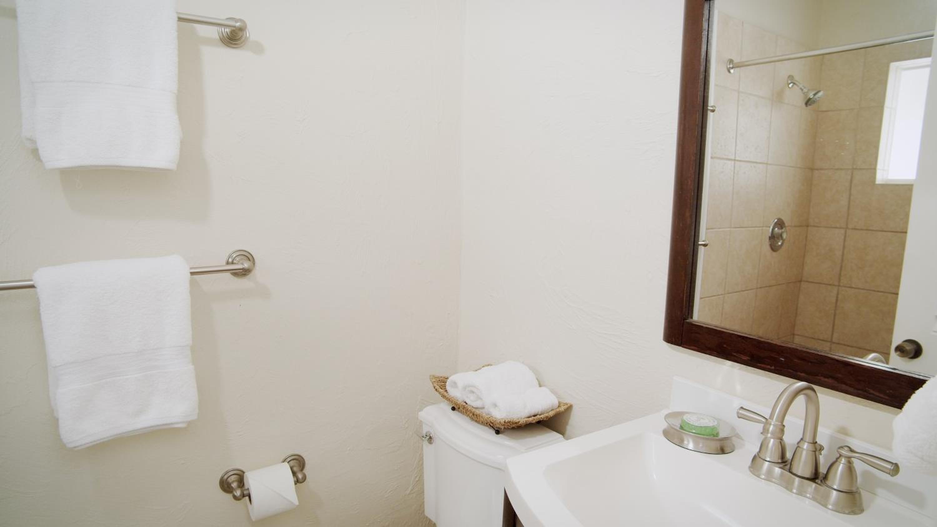 King Room with Sea View - Photo 3