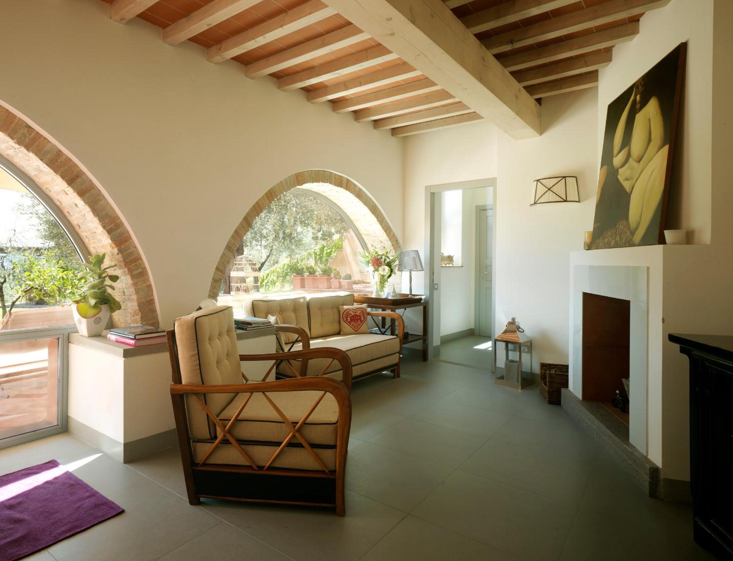Apartment with Garden View