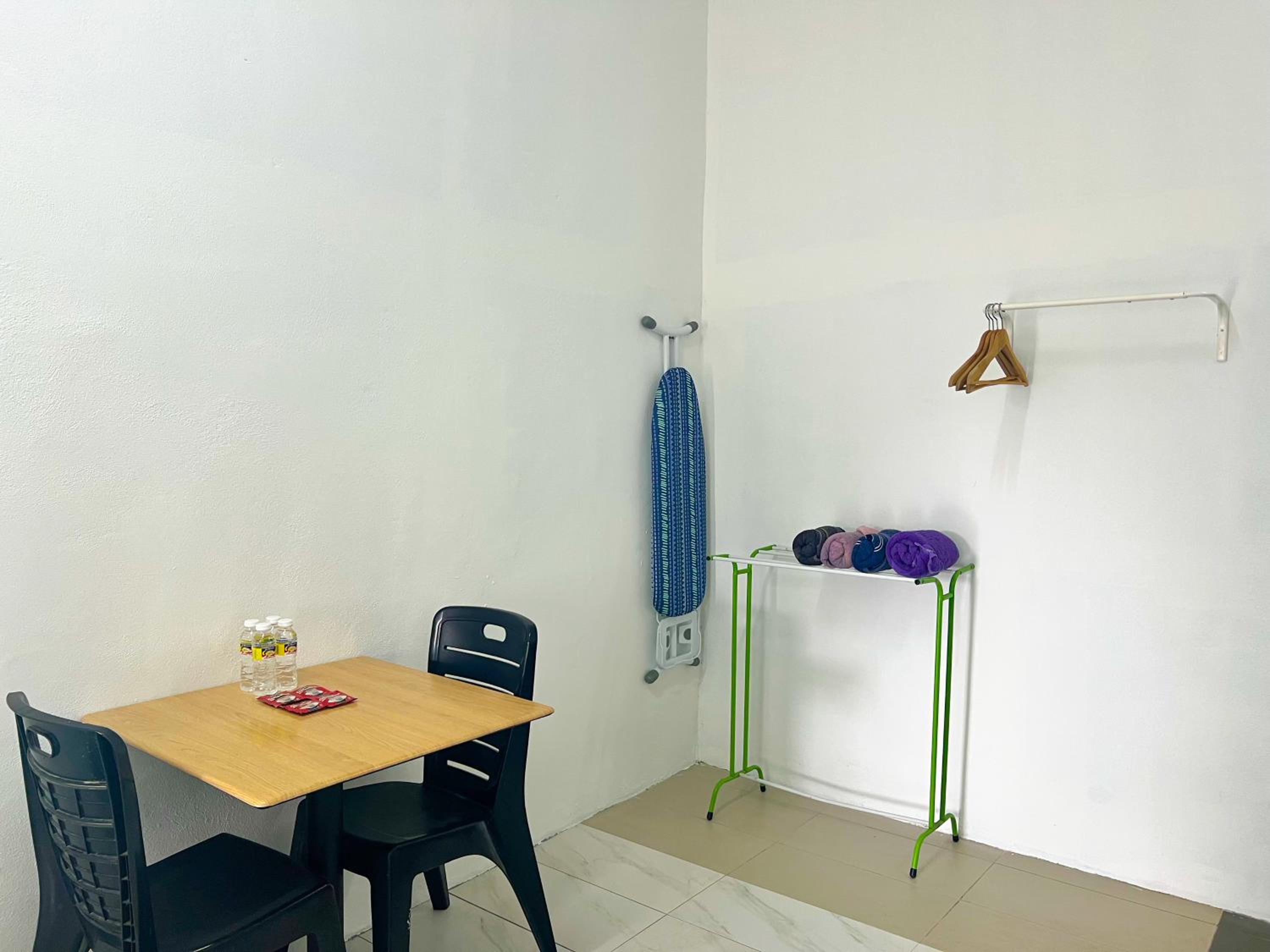 One-Bedroom House photo 3