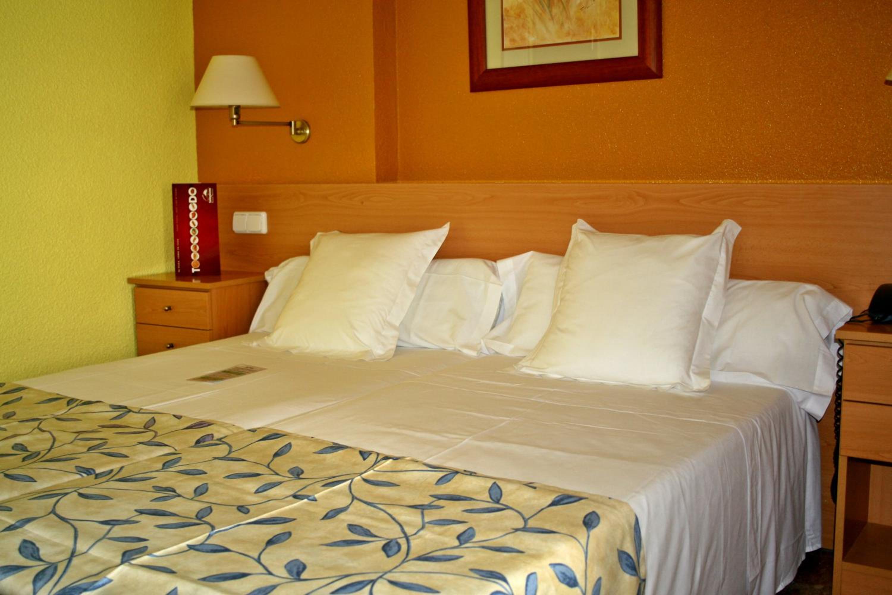 Double or Twin Room photo 2