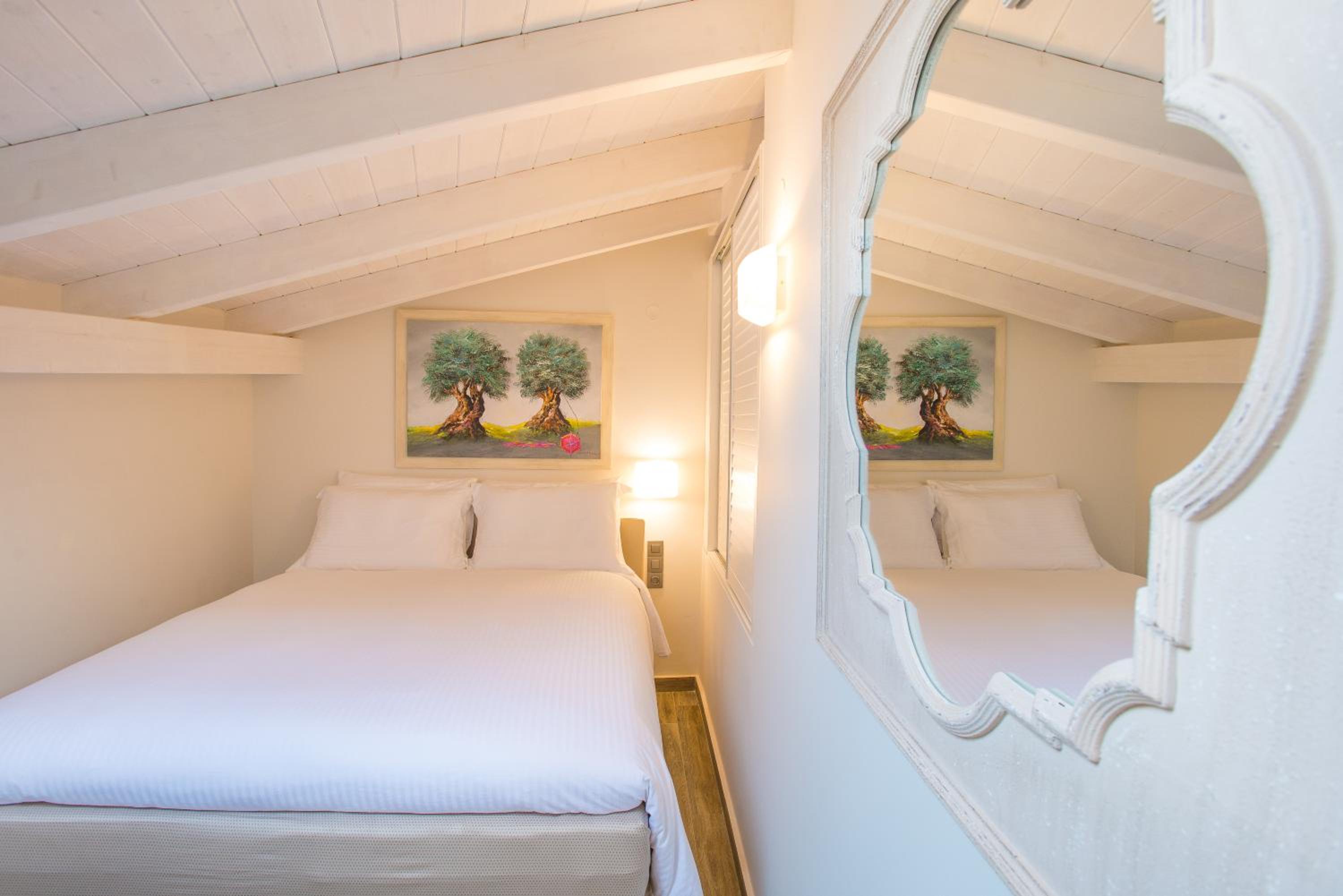 Two-Bedroom Suite - Photo 1