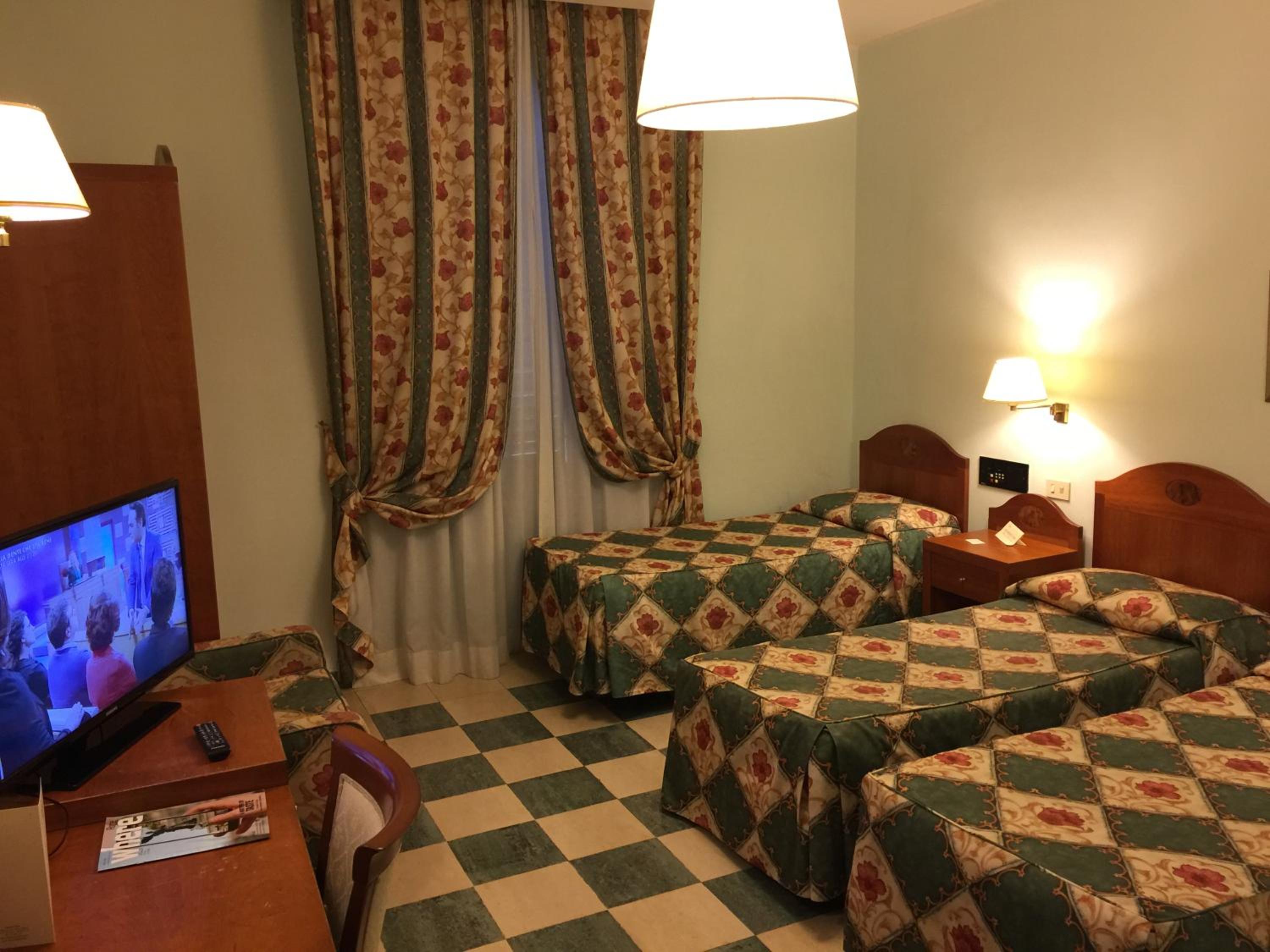 Triple Room