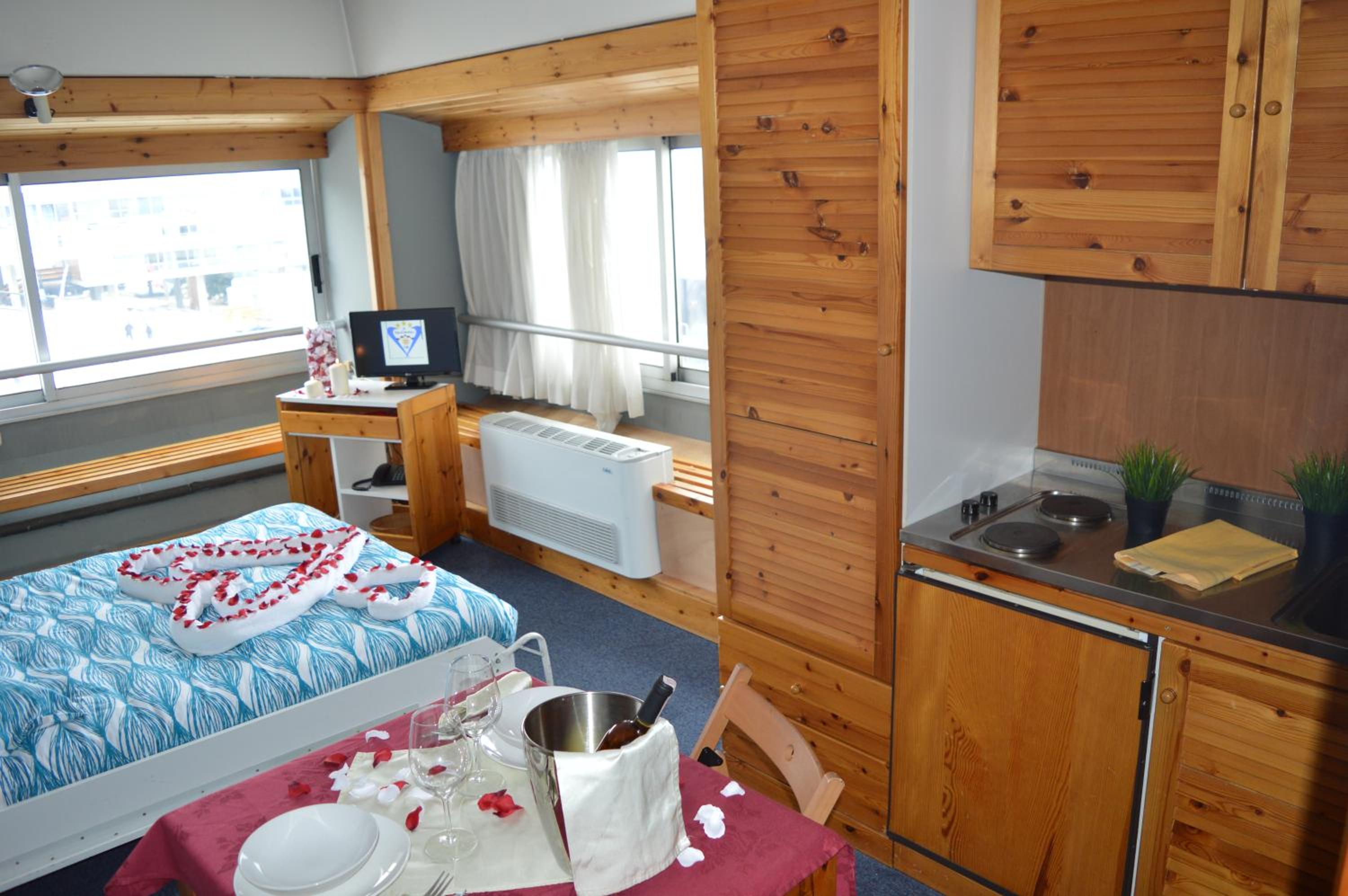 Standard Studio (2 Adults) photo 3