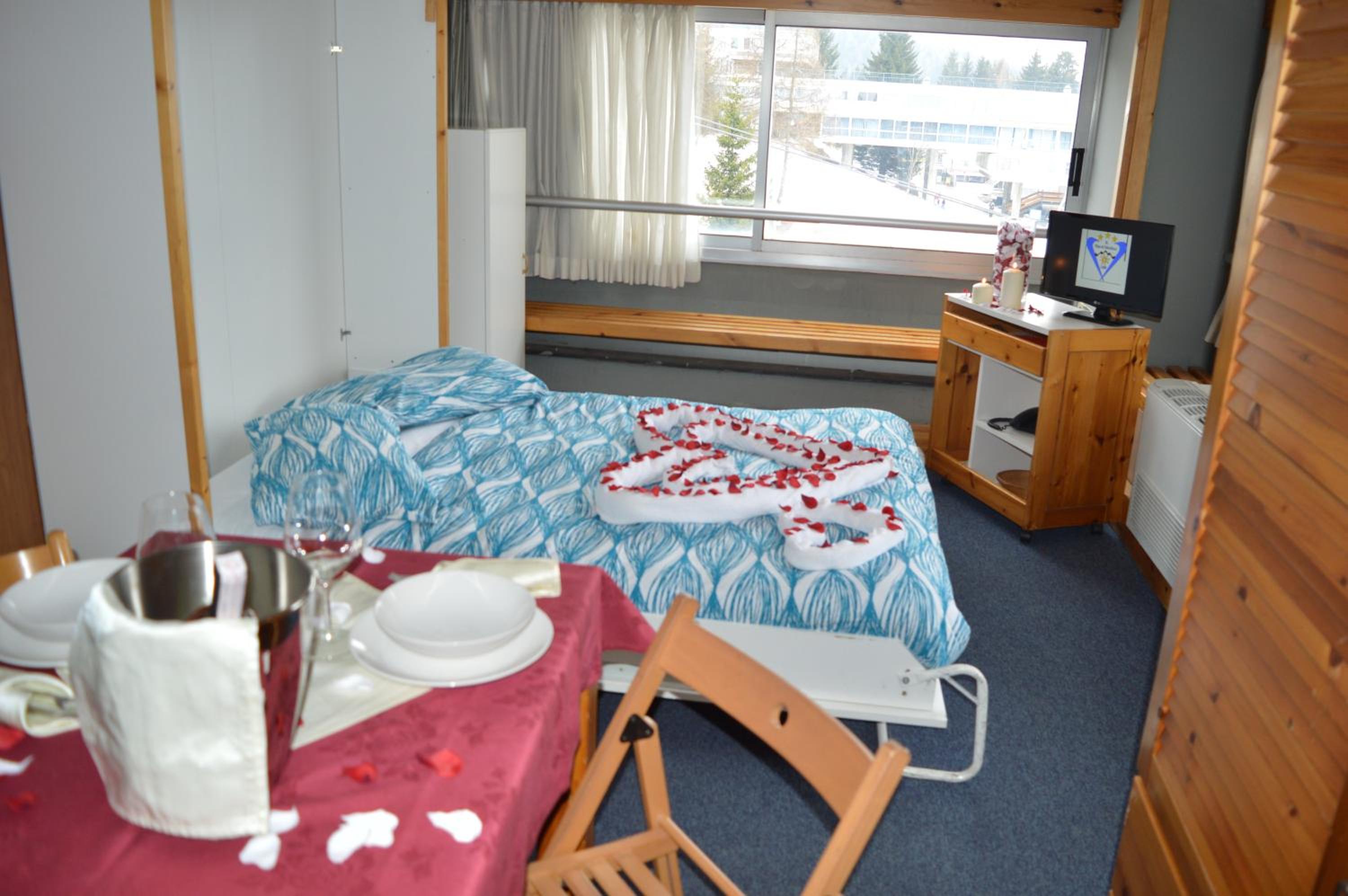 Standard Studio (2 Adults) photo 1