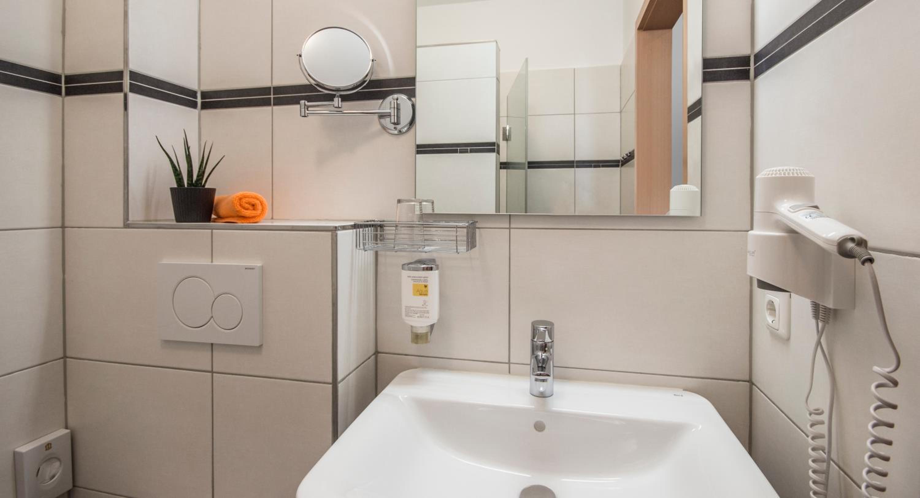 Triple Room - Photo 5
