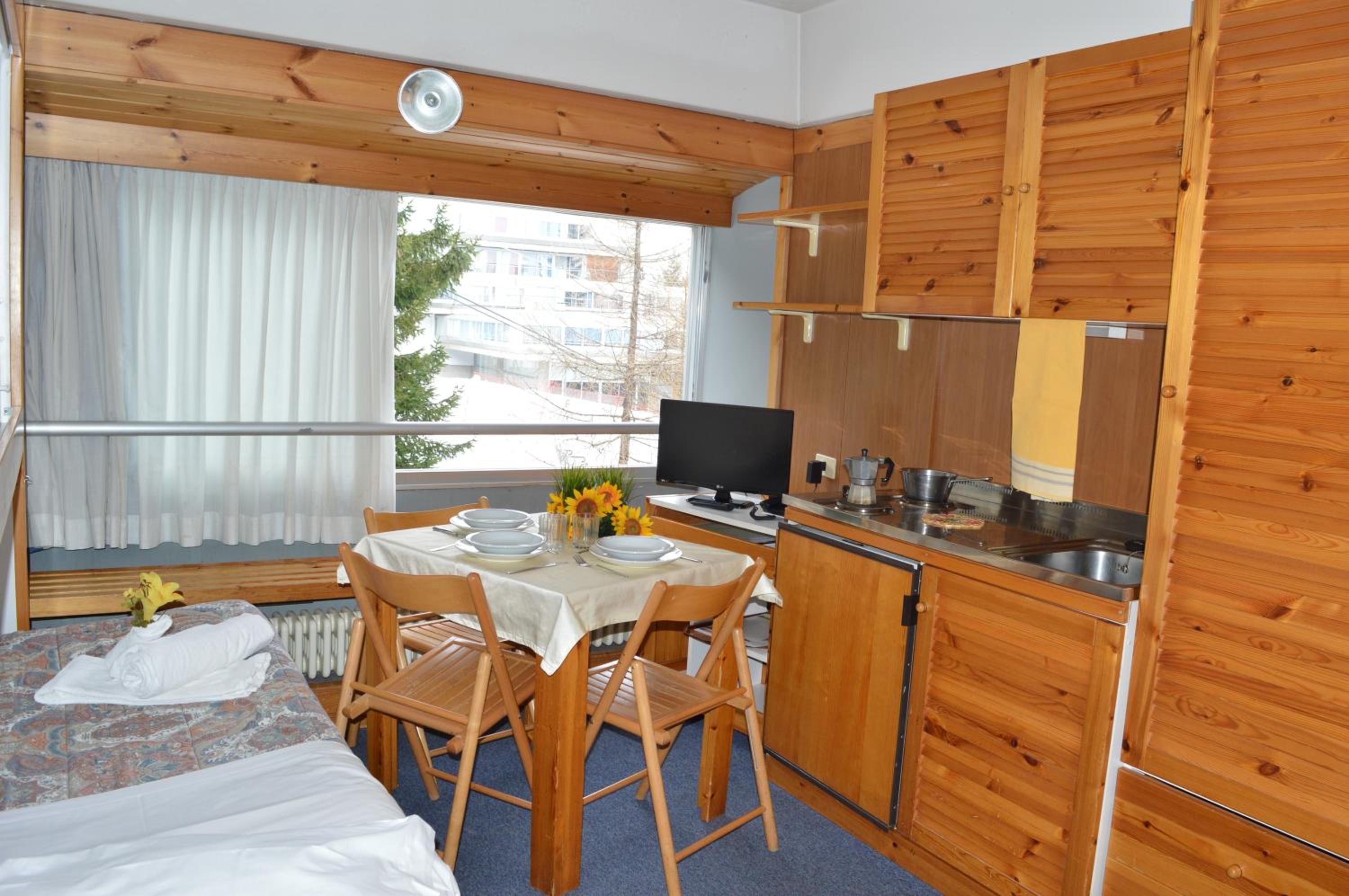 Standard Studio (3 Adults) photo 2