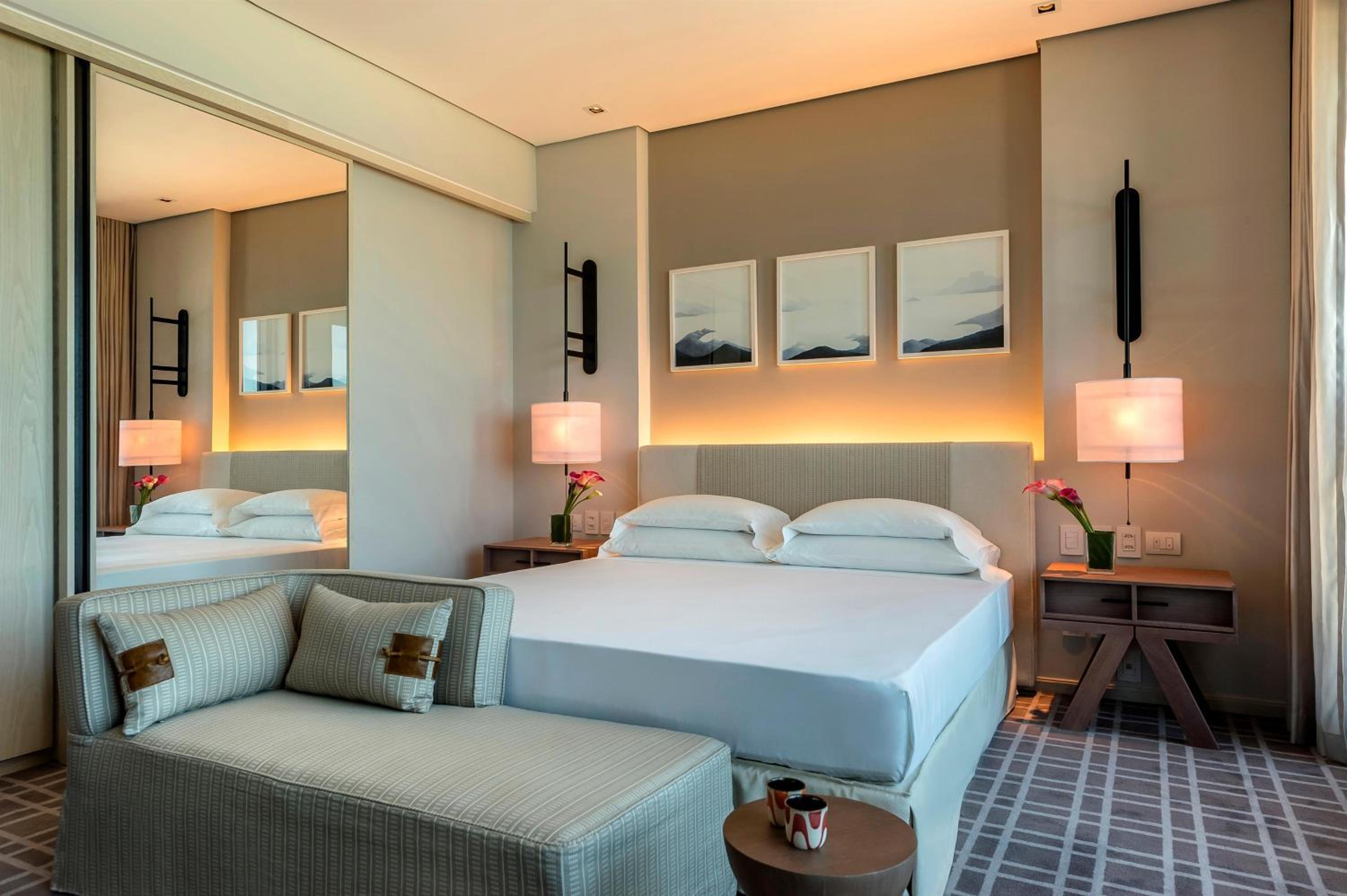 King Room - Club Access thumbnail 5