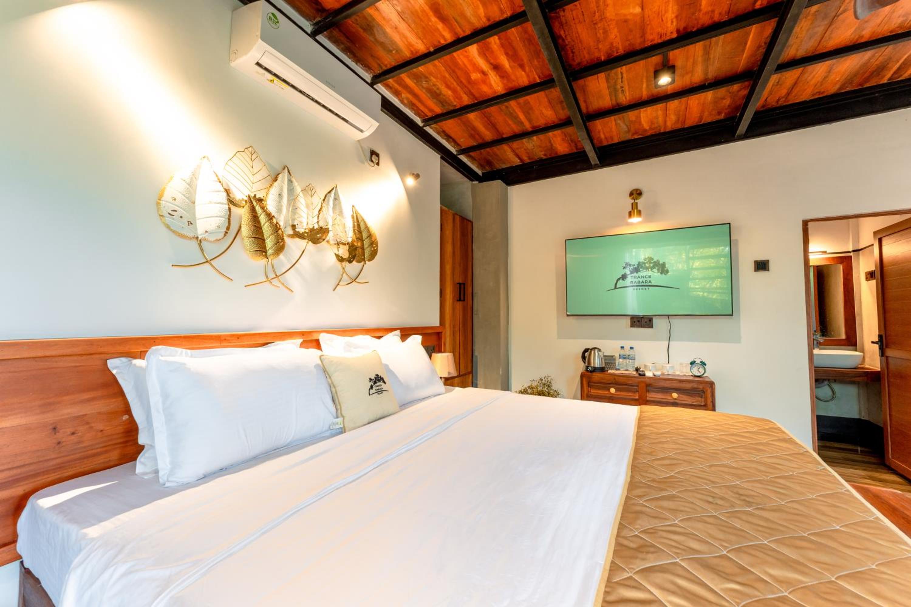 Double Room with Balcony photo 2