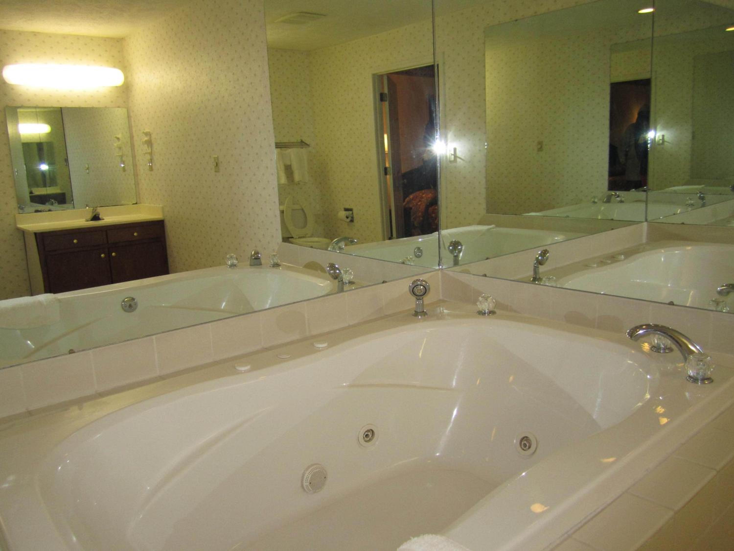 King Room with Spa Bath