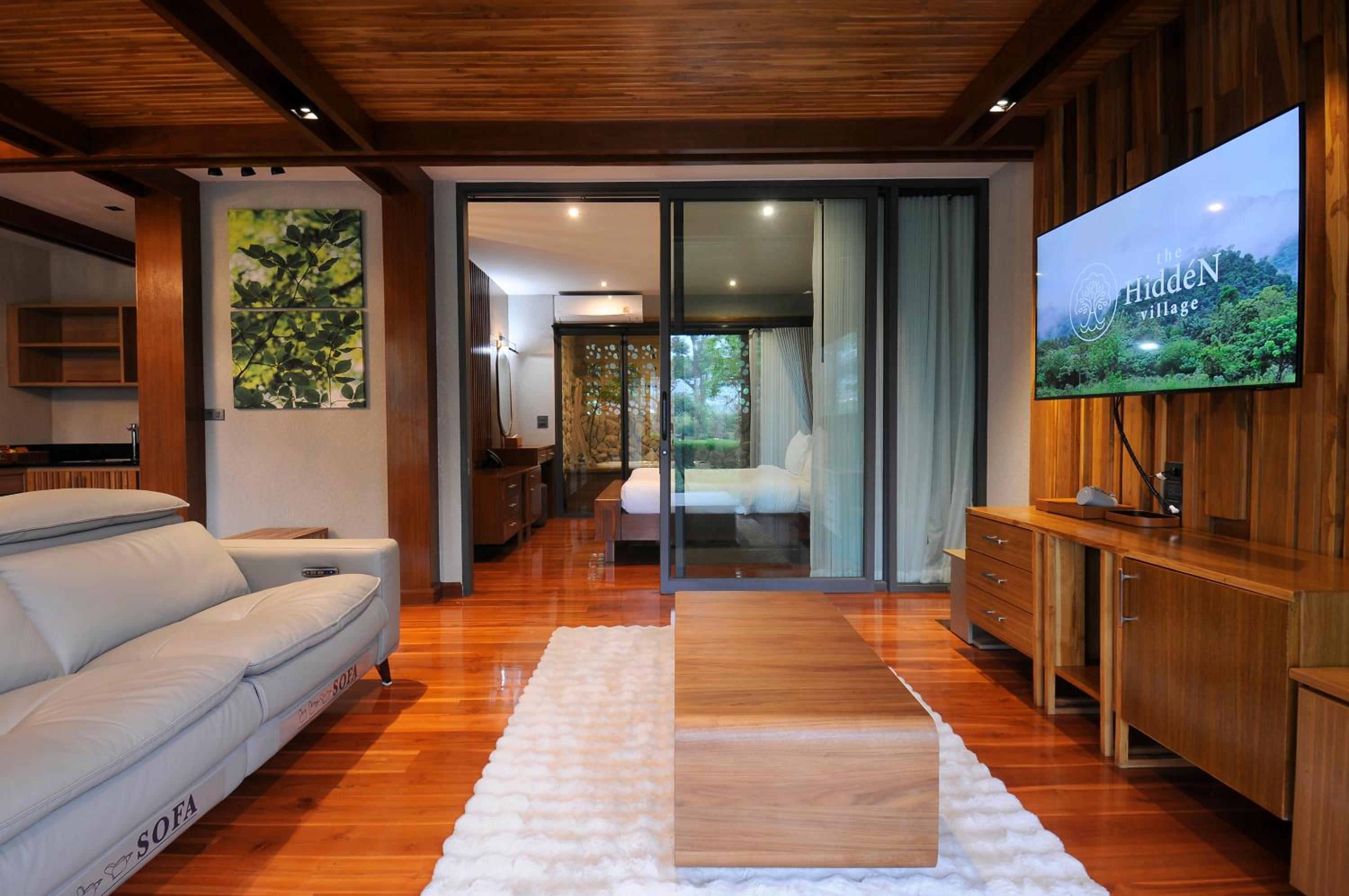 Pavilion Suite Garden View [Ground Floor] - Photo 1