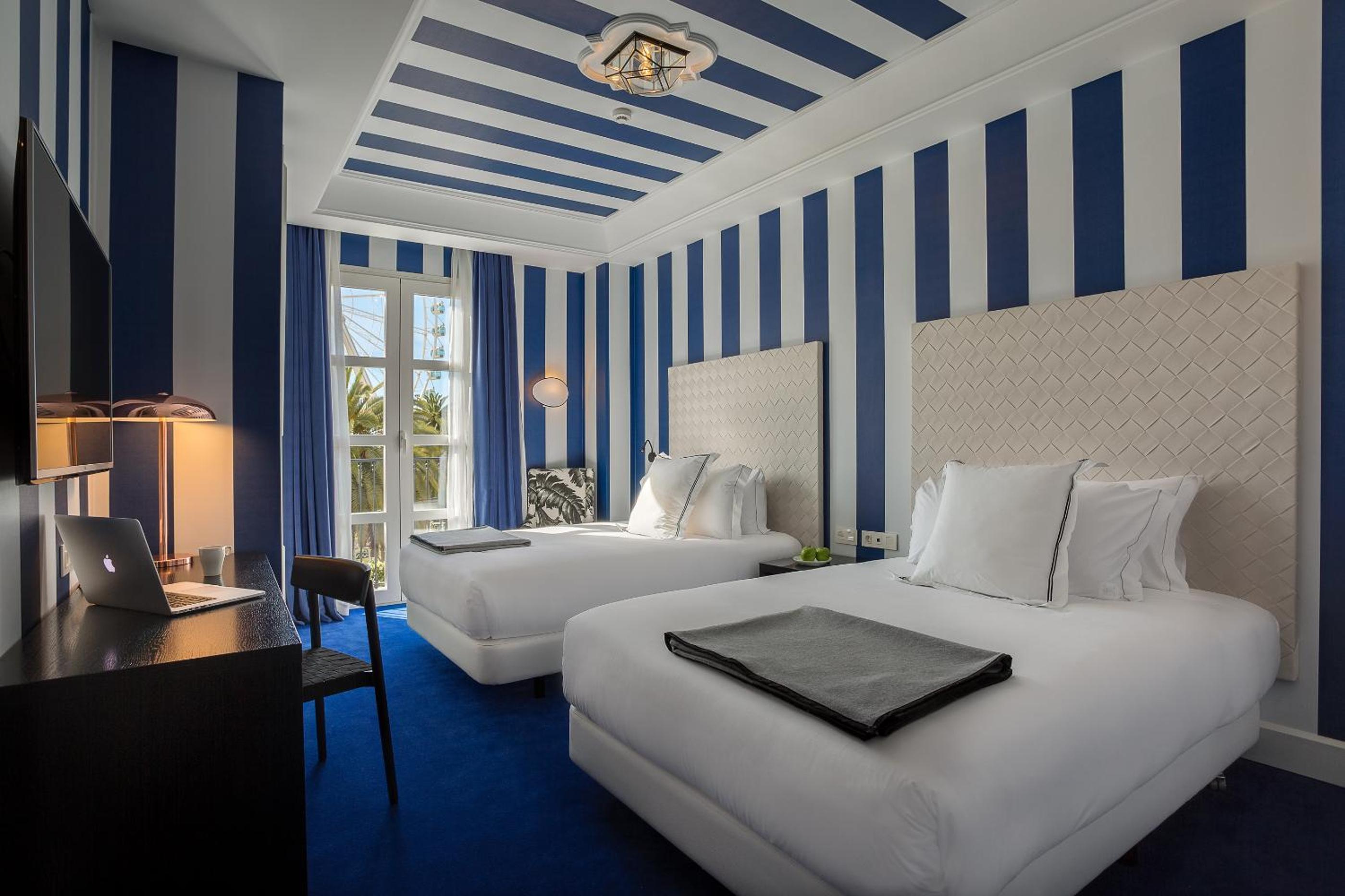 Double Room with View