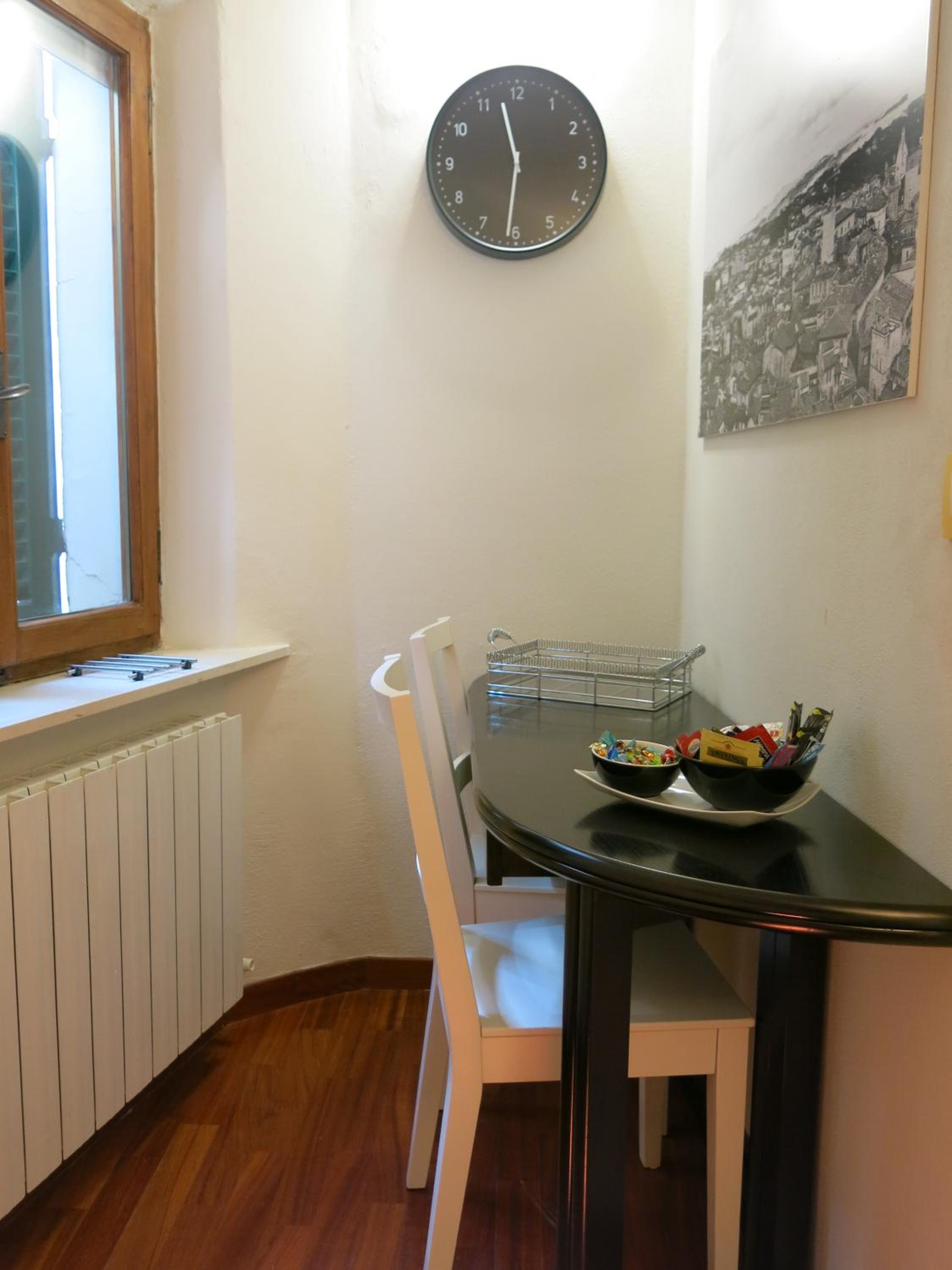 Deluxe Studio - Photo 2